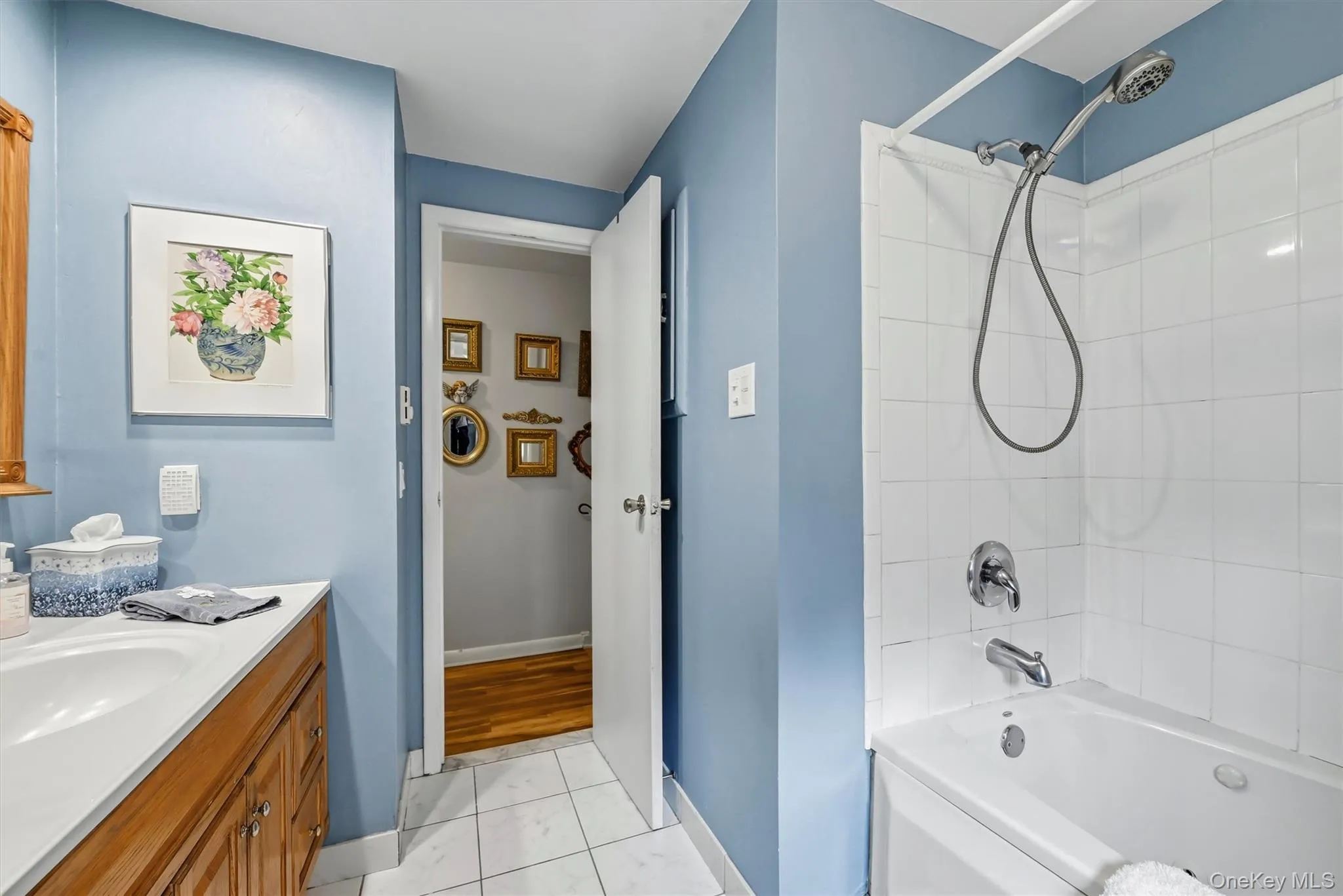2 Buena Vista Terrace, Woodbury, NY, 3 Bedrooms Bedrooms, 9 Rooms Rooms,2 BathroomsBathrooms,Residential,For Rent,Buena Vista,0,1031470 2 Buena Vista Terrace, Woodbury, NY, 3 Bedrooms Bedrooms, 9 Rooms Rooms,2 BathroomsBathrooms,Residential,For Rent,Buena Vista,0,1031470
