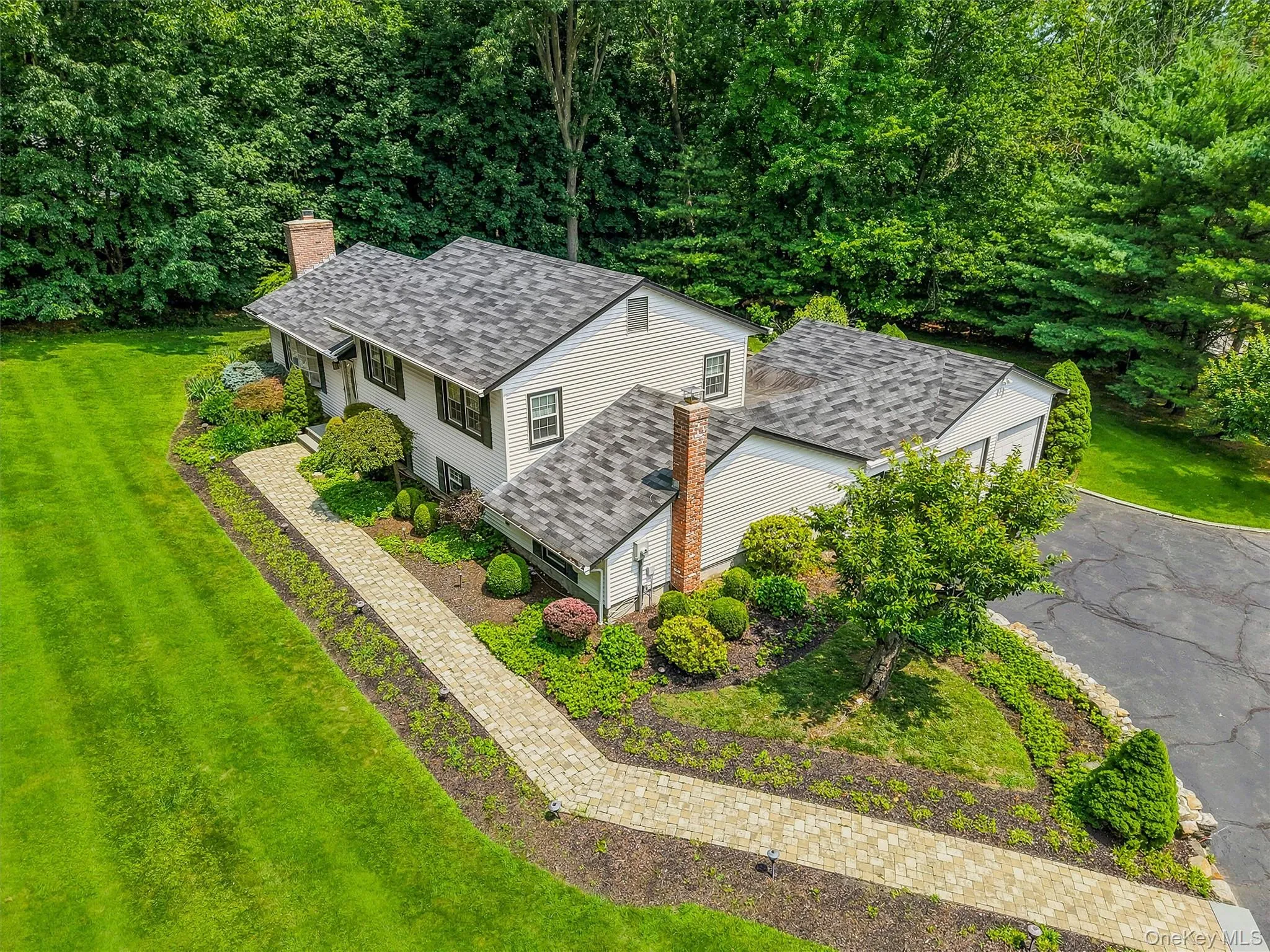 2 Buena Vista Terrace, Woodbury, NY, 3 Bedrooms Bedrooms, 9 Rooms Rooms,2 BathroomsBathrooms,Residential,For Rent,Buena Vista,0,1031470 2 Buena Vista Terrace, Woodbury, NY, 3 Bedrooms Bedrooms, 9 Rooms Rooms,2 BathroomsBathrooms,Residential,For Rent,Buena Vista,0,1031470