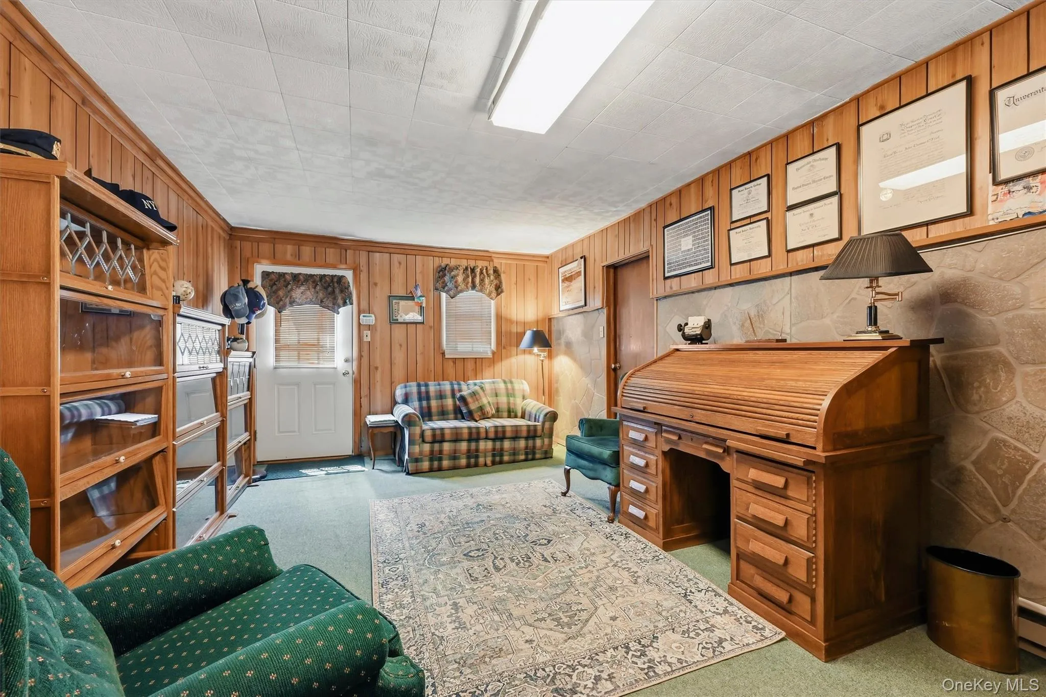 2 Buena Vista Terrace, Woodbury, NY, 3 Bedrooms Bedrooms, 9 Rooms Rooms,2 BathroomsBathrooms,Residential,For Rent,Buena Vista,0,1031470 2 Buena Vista Terrace, Woodbury, NY, 3 Bedrooms Bedrooms, 9 Rooms Rooms,2 BathroomsBathrooms,Residential,For Rent,Buena Vista,0,1031470