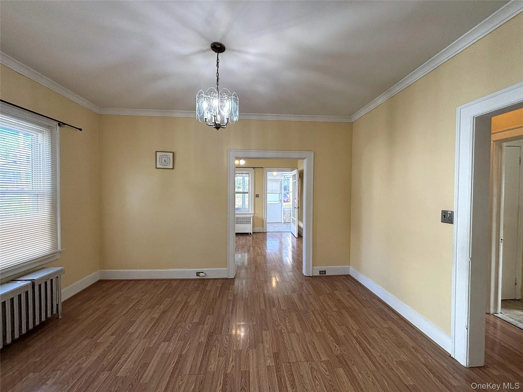 Dining room conveniently located between the kitchen and living room. Dining room conveniently located between the kitchen and living room.