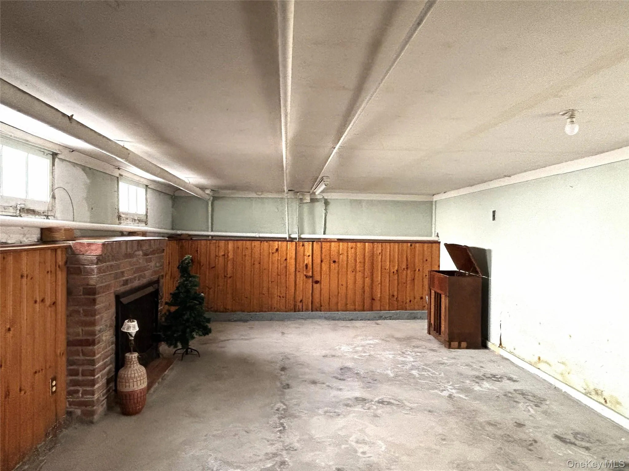 Large basement offering abundant storage and future potential. Large basement offering abundant storage and future potential.
