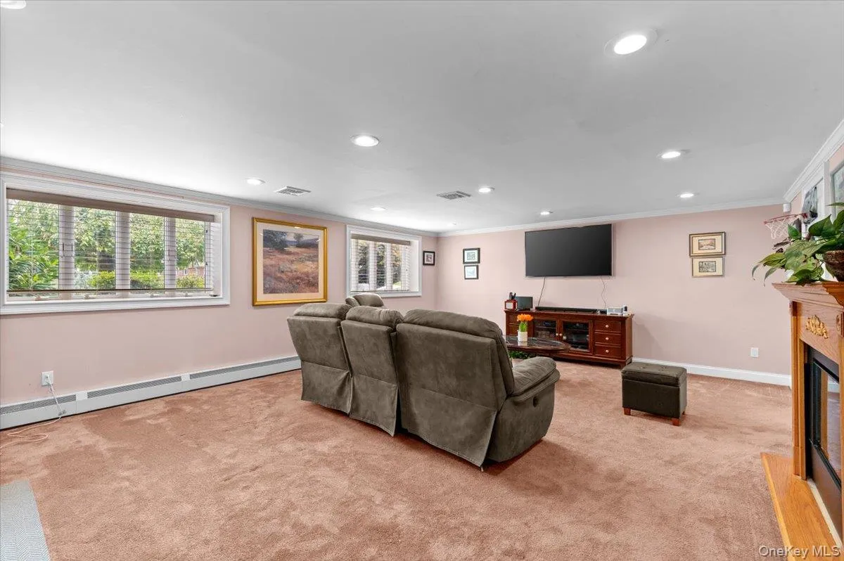 790 Wenwood Drive, Hempstead, NY, 3 Bedrooms Bedrooms, 8 Rooms Rooms,2 BathroomsBathrooms,Residential,For Rent,Wenwood,0,1031476 790 Wenwood Drive, Hempstead, NY, 3 Bedrooms Bedrooms, 8 Rooms Rooms,2 BathroomsBathrooms,Residential,For Rent,Wenwood,0,1031476
