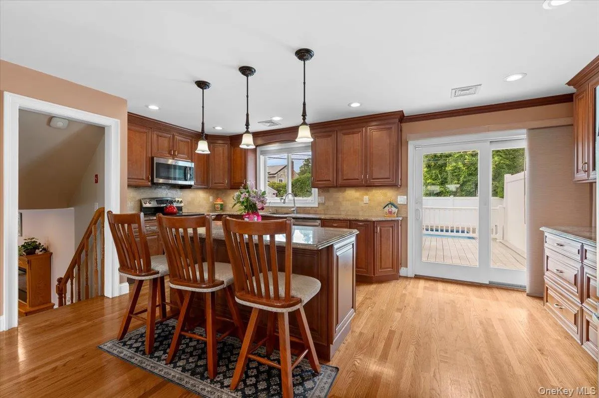 790 Wenwood Drive, Hempstead, NY, 3 Bedrooms Bedrooms, 8 Rooms Rooms,2 BathroomsBathrooms,Residential,For Rent,Wenwood,0,1031476 790 Wenwood Drive, Hempstead, NY, 3 Bedrooms Bedrooms, 8 Rooms Rooms,2 BathroomsBathrooms,Residential,For Rent,Wenwood,0,1031476