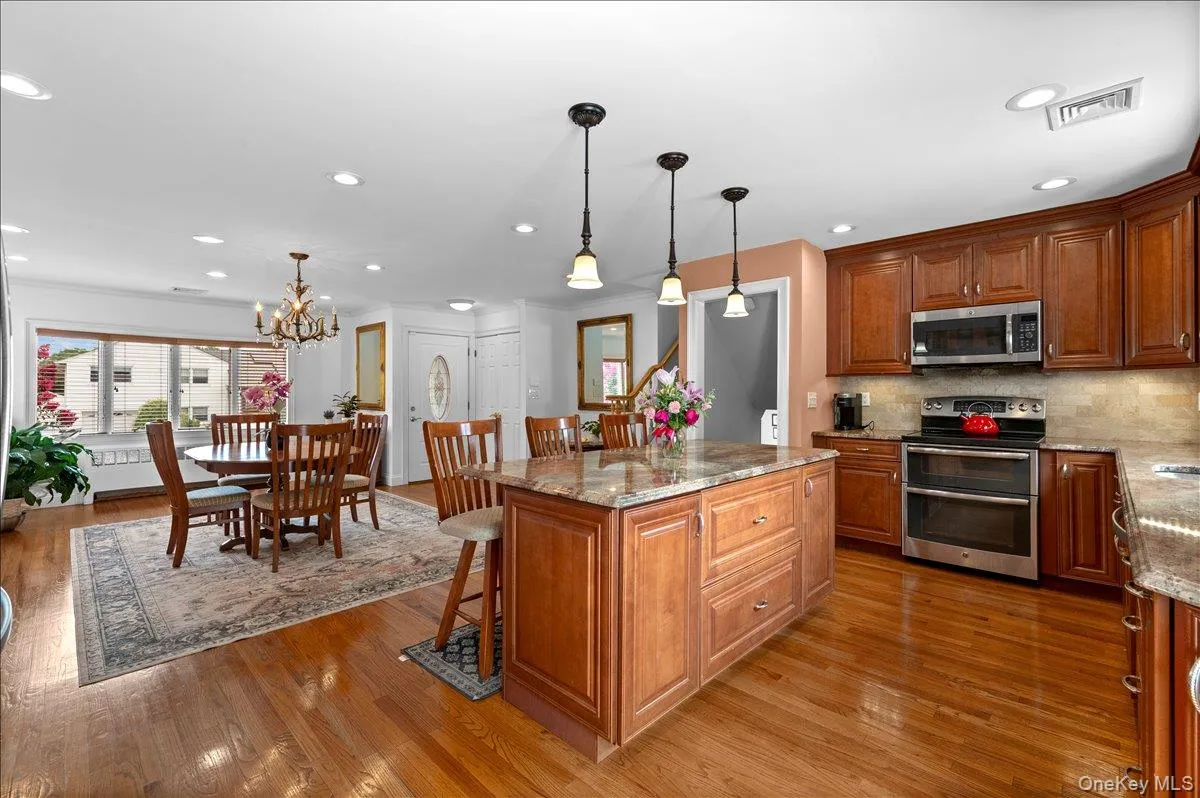 790 Wenwood Drive, Hempstead, NY, 3 Bedrooms Bedrooms, 8 Rooms Rooms,2 BathroomsBathrooms,Residential,For Rent,Wenwood,0,1031476 790 Wenwood Drive, Hempstead, NY, 3 Bedrooms Bedrooms, 8 Rooms Rooms,2 BathroomsBathrooms,Residential,For Rent,Wenwood,0,1031476