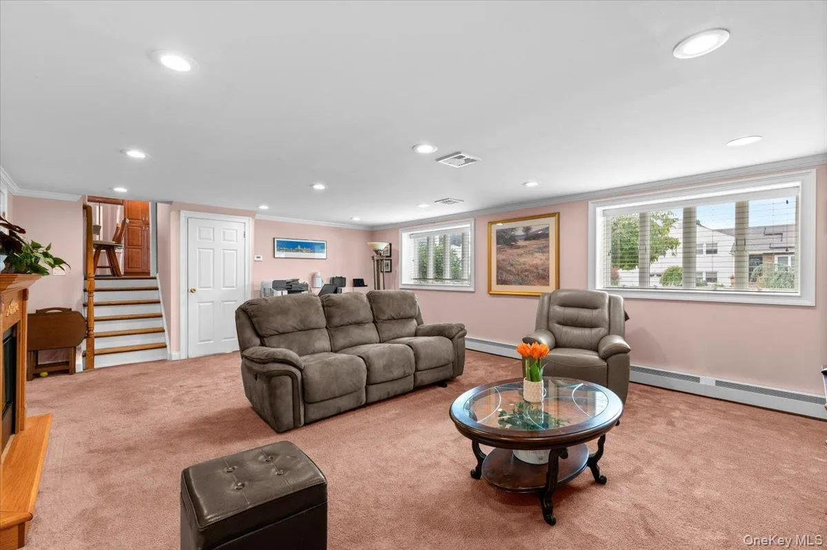 790 Wenwood Drive, Hempstead, NY, 3 Bedrooms Bedrooms, 8 Rooms Rooms,2 BathroomsBathrooms,Residential,For Rent,Wenwood,0,1031476 790 Wenwood Drive, Hempstead, NY, 3 Bedrooms Bedrooms, 8 Rooms Rooms,2 BathroomsBathrooms,Residential,For Rent,Wenwood,0,1031476