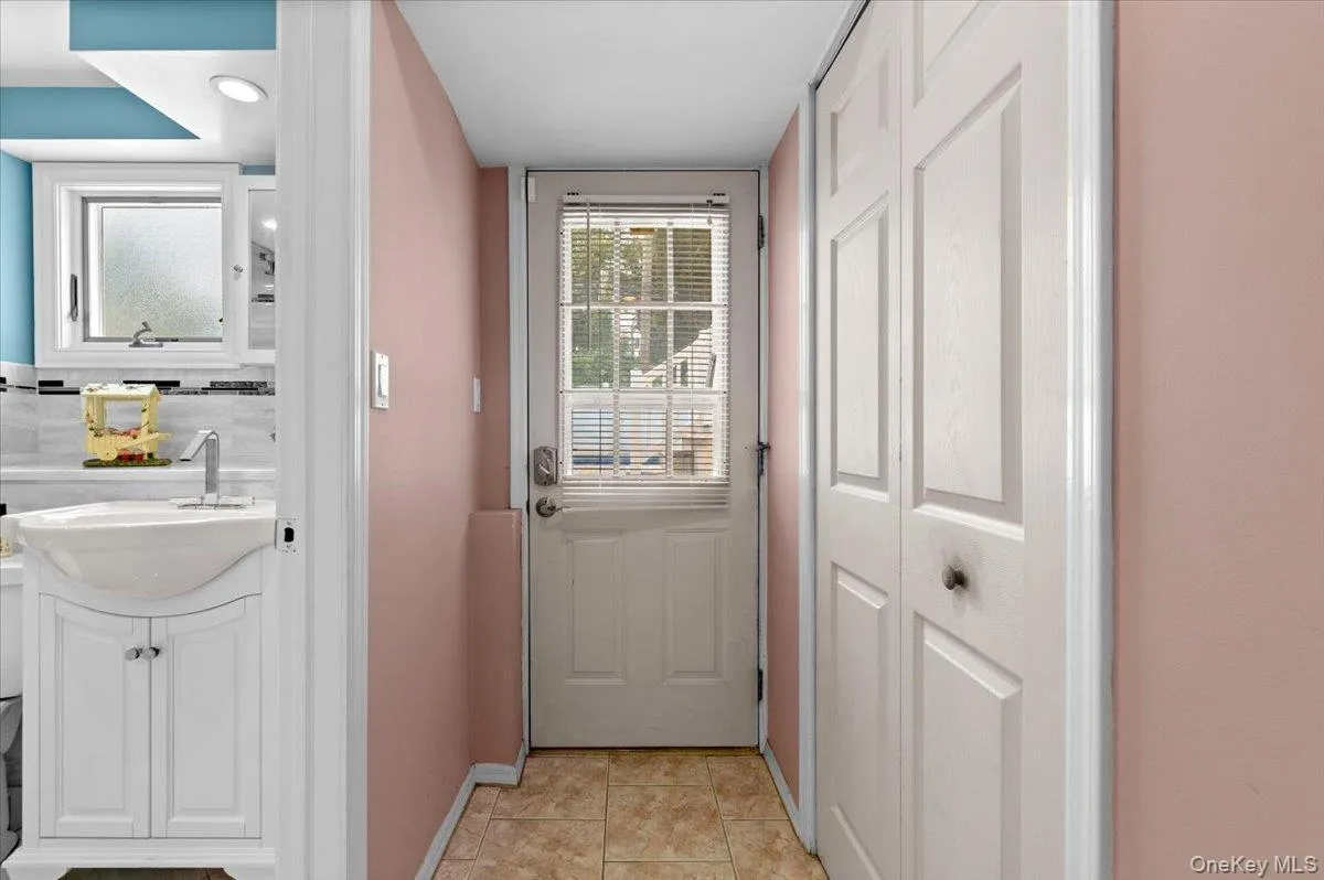 790 Wenwood Drive, Hempstead, NY, 3 Bedrooms Bedrooms, 8 Rooms Rooms,2 BathroomsBathrooms,Residential,For Rent,Wenwood,0,1031476 790 Wenwood Drive, Hempstead, NY, 3 Bedrooms Bedrooms, 8 Rooms Rooms,2 BathroomsBathrooms,Residential,For Rent,Wenwood,0,1031476