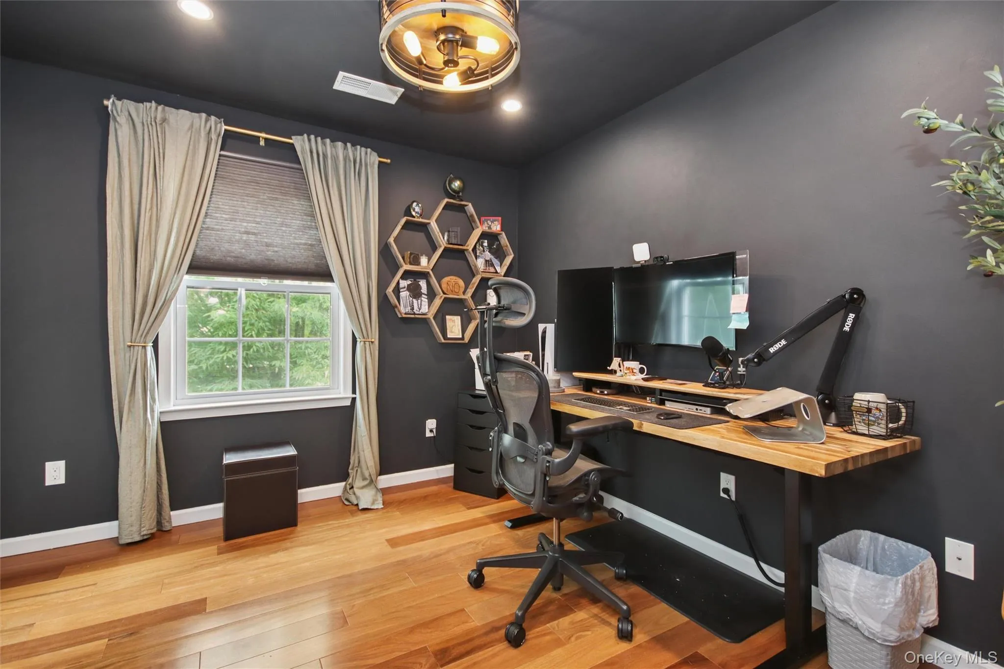 Br # 4 being used as a home office Br # 4 being used as a home office