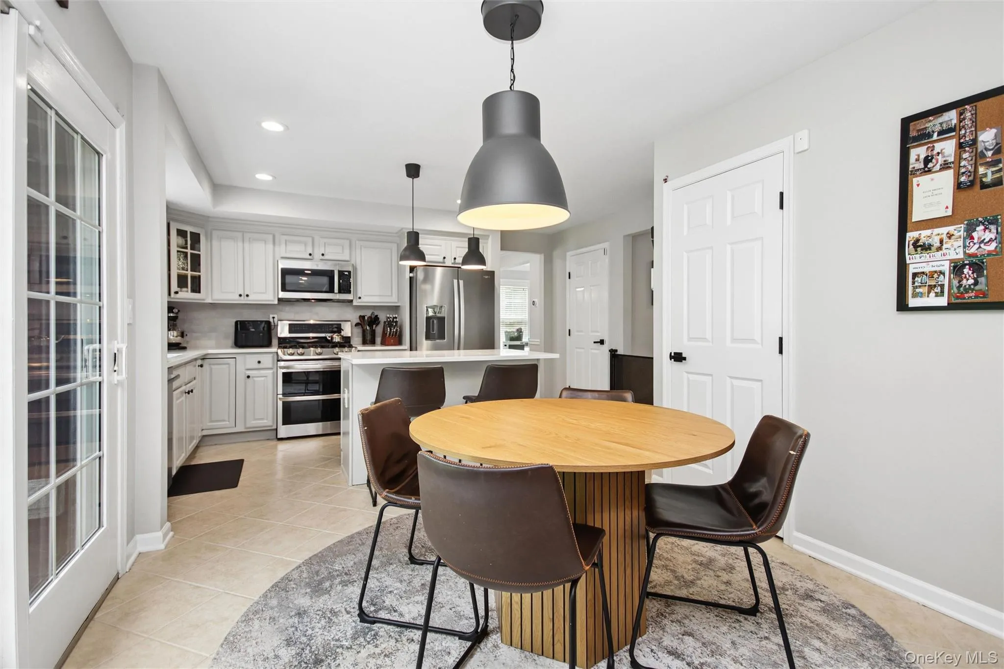Dining area off kitchen Dining area off kitchen