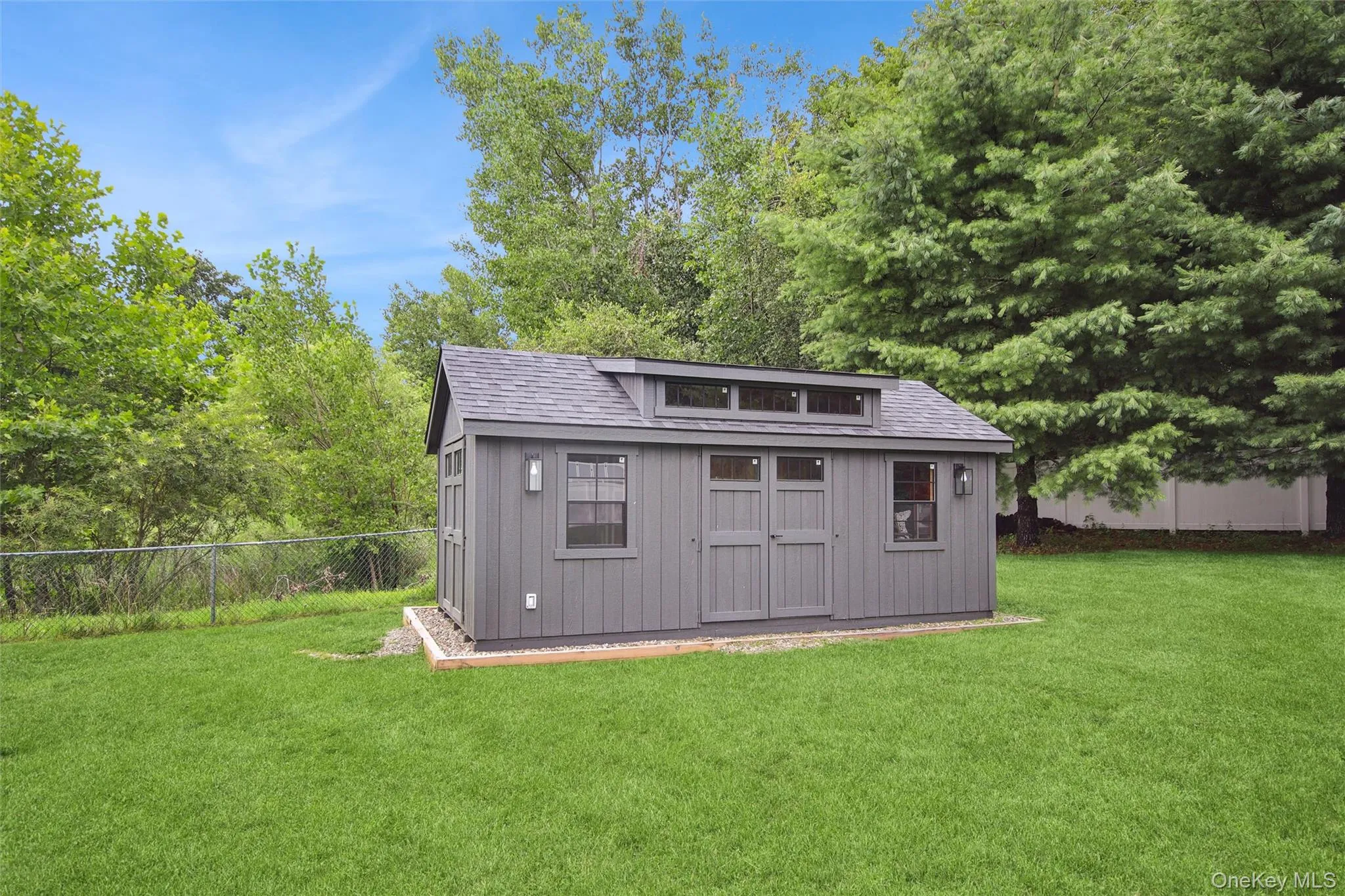 2 year old shed w/electric - perfect for workshop or storage 2 year old shed w/electric - perfect for workshop or storage