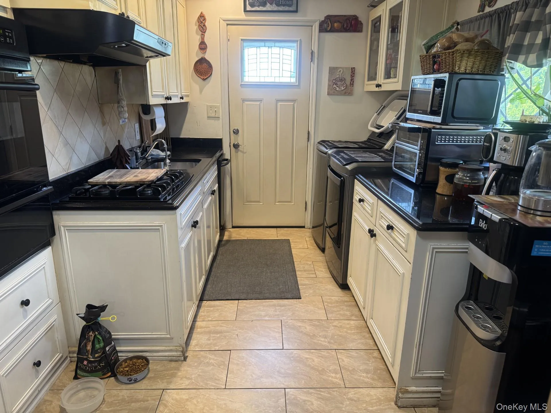 78 Hilltop Drive, Islip, NY, 3 Bedrooms Bedrooms, 5 Rooms Rooms,2 BathroomsBathrooms,Residential,For Rent,Hilltop,0,1031479 78 Hilltop Drive, Islip, NY, 3 Bedrooms Bedrooms, 5 Rooms Rooms,2 BathroomsBathrooms,Residential,For Rent,Hilltop,0,1031479
