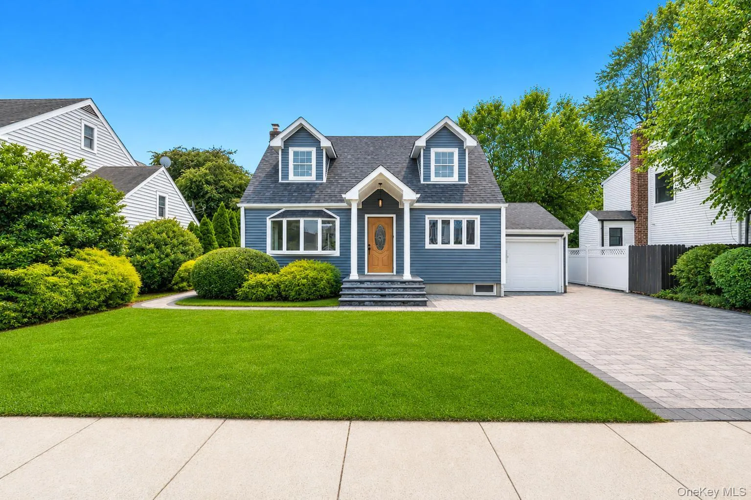 4 Hicks Circle, Oyster Bay, NY, 4 Bedrooms Bedrooms, 7 Rooms Rooms,3 BathroomsBathrooms,Residential,For Rent,Hicks,0,1031481 4 Hicks Circle, Oyster Bay, NY, 4 Bedrooms Bedrooms, 7 Rooms Rooms,3 BathroomsBathrooms,Residential,For Rent,Hicks,0,1031481
