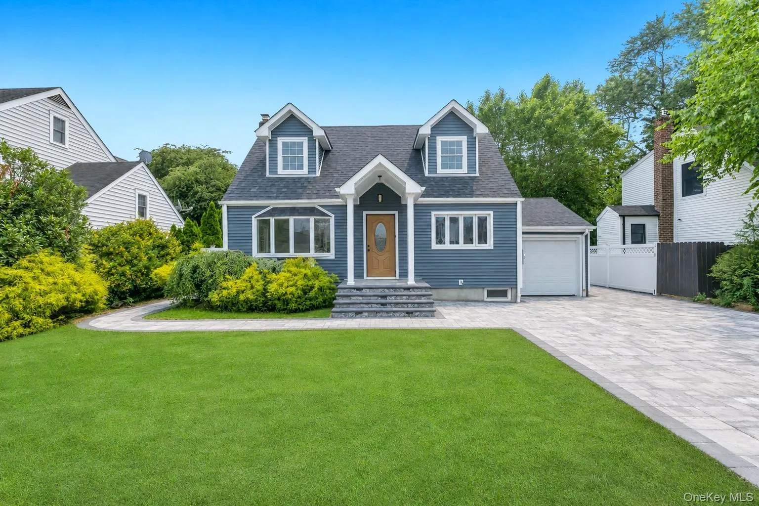 4 Hicks Circle, Oyster Bay, NY, 4 Bedrooms Bedrooms, 7 Rooms Rooms,3 BathroomsBathrooms,Residential,For Rent,Hicks,0,1031481 4 Hicks Circle, Oyster Bay, NY, 4 Bedrooms Bedrooms, 7 Rooms Rooms,3 BathroomsBathrooms,Residential,For Rent,Hicks,0,1031481