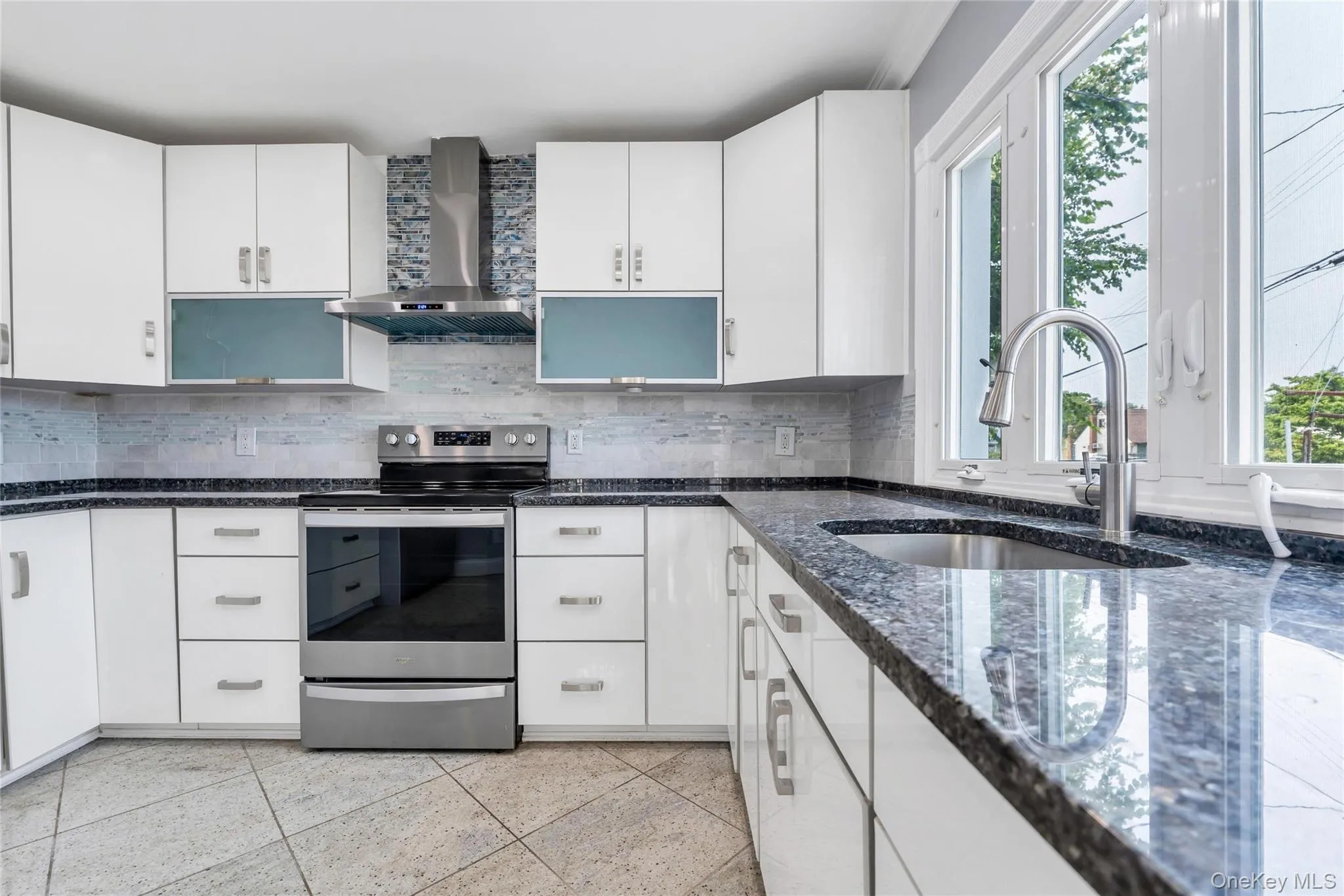 4 Hicks Circle, Oyster Bay, NY, 4 Bedrooms Bedrooms, 7 Rooms Rooms,3 BathroomsBathrooms,Residential,For Rent,Hicks,0,1031481 4 Hicks Circle, Oyster Bay, NY, 4 Bedrooms Bedrooms, 7 Rooms Rooms,3 BathroomsBathrooms,Residential,For Rent,Hicks,0,1031481