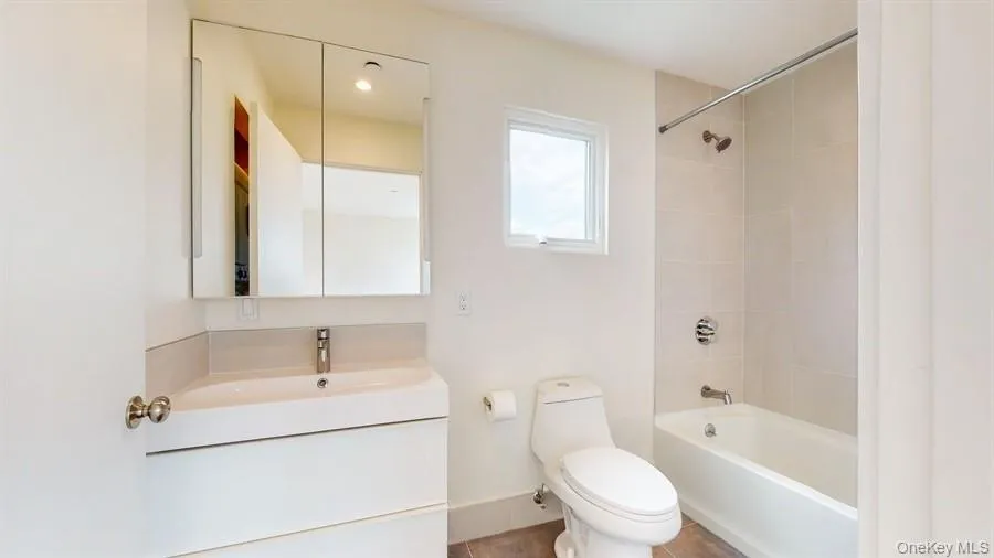 16 Tiernans Lane, Greenburgh, NY, 2 Bedrooms Bedrooms, 4 Rooms Rooms,1 BathroomBathrooms,Residential Lease,For Rent,Tiernans,0,1031485 16 Tiernans Lane, Greenburgh, NY, 2 Bedrooms Bedrooms, 4 Rooms Rooms,1 BathroomBathrooms,Residential Lease,For Rent,Tiernans,0,1031485
