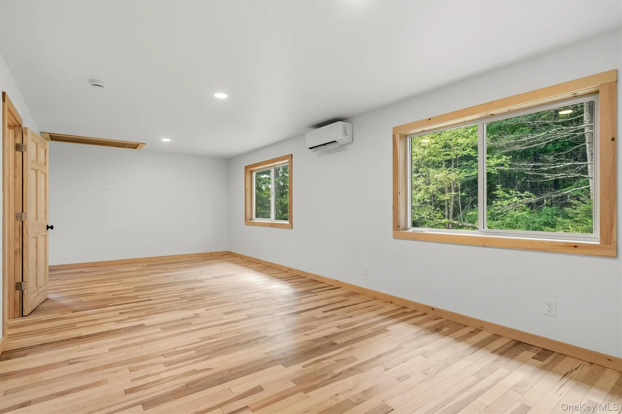 71 Oak Street, Tusten, NY, 3 Bedrooms Bedrooms, 8 Rooms Rooms,3 BathroomsBathrooms,Residential,For Rent,Oak,0,1031486 71 Oak Street, Tusten, NY, 3 Bedrooms Bedrooms, 8 Rooms Rooms,3 BathroomsBathrooms,Residential,For Rent,Oak,0,1031486