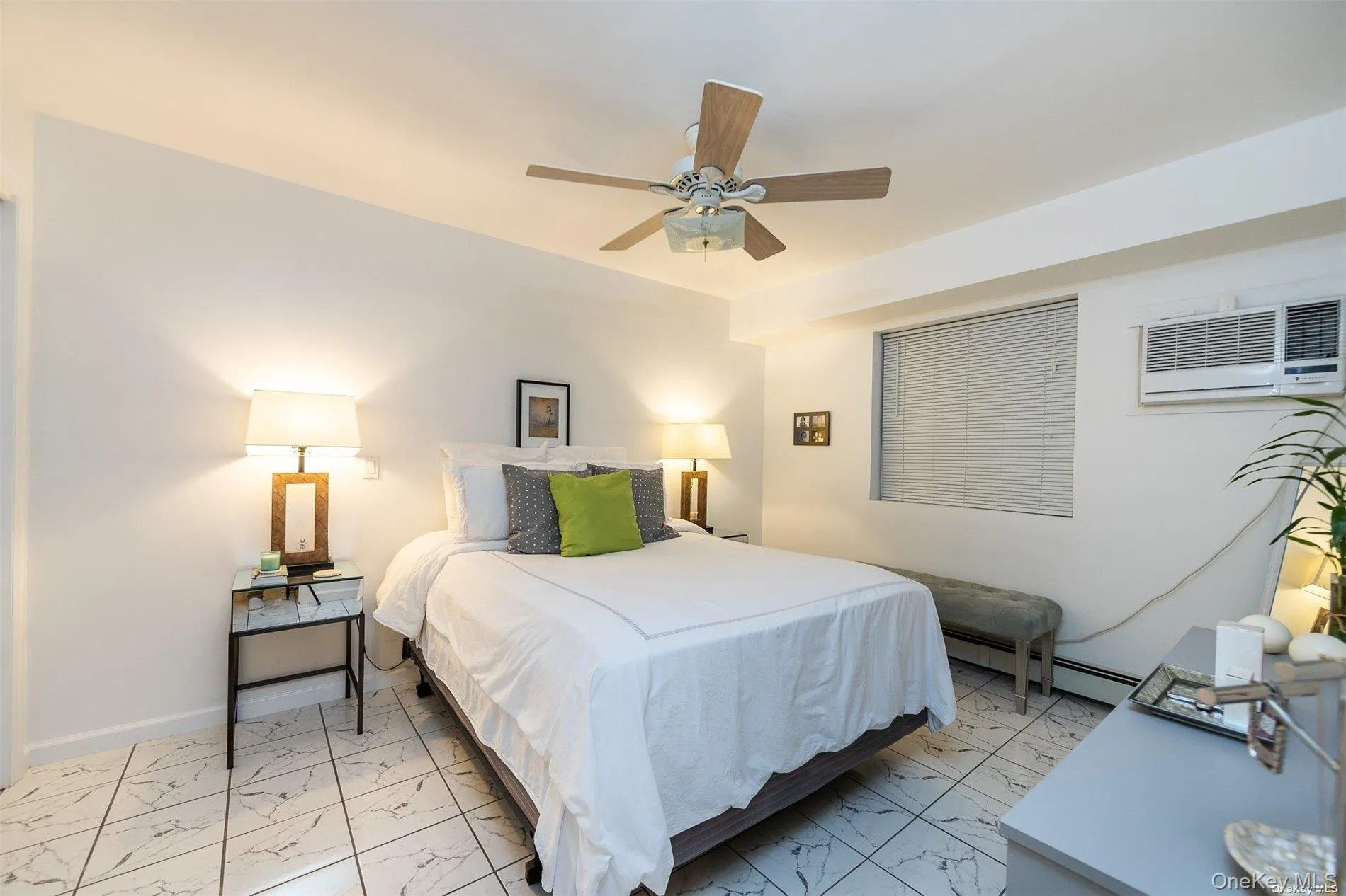 680 Beech Street, Long Beach, NY, 2 Bedrooms Bedrooms, 6 Rooms Rooms,1 BathroomBathrooms,Residential Lease,For Rent,Beech Street,0,1031489 680 Beech Street, Long Beach, NY, 2 Bedrooms Bedrooms, 6 Rooms Rooms,1 BathroomBathrooms,Residential Lease,For Rent,Beech Street,0,1031489