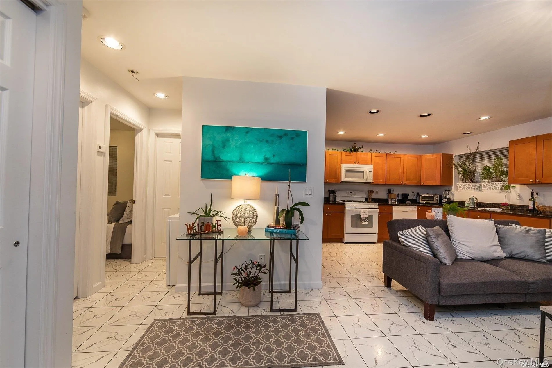 680 Beech Street, Long Beach, NY, 2 Bedrooms Bedrooms, 6 Rooms Rooms,1 BathroomBathrooms,Residential Lease,For Rent,Beech Street,0,1031489 680 Beech Street, Long Beach, NY, 2 Bedrooms Bedrooms, 6 Rooms Rooms,1 BathroomBathrooms,Residential Lease,For Rent,Beech Street,0,1031489