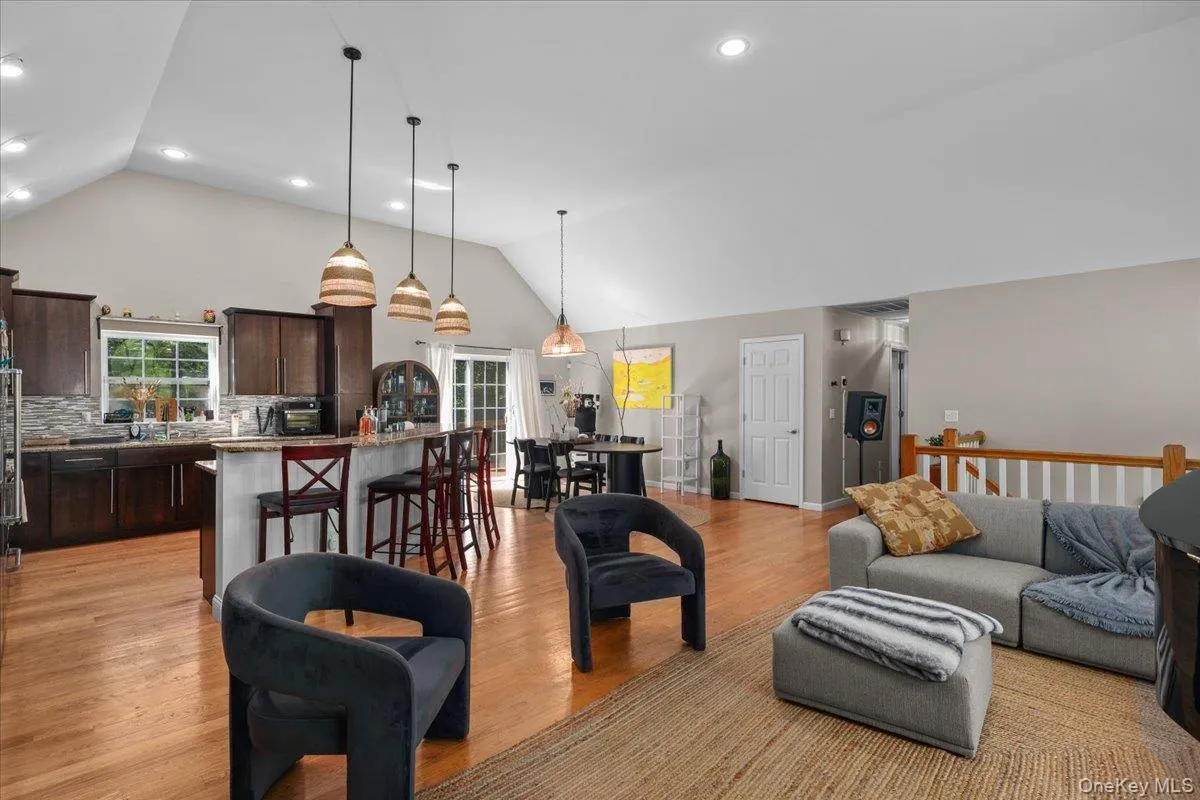39 New Hill Road, Putnam Valley, NY, 3 Bedrooms Bedrooms, 9 Rooms Rooms,3 BathroomsBathrooms,Residential,For Rent,New Hill,0,1031491 39 New Hill Road, Putnam Valley, NY, 3 Bedrooms Bedrooms, 9 Rooms Rooms,3 BathroomsBathrooms,Residential,For Rent,New Hill,0,1031491