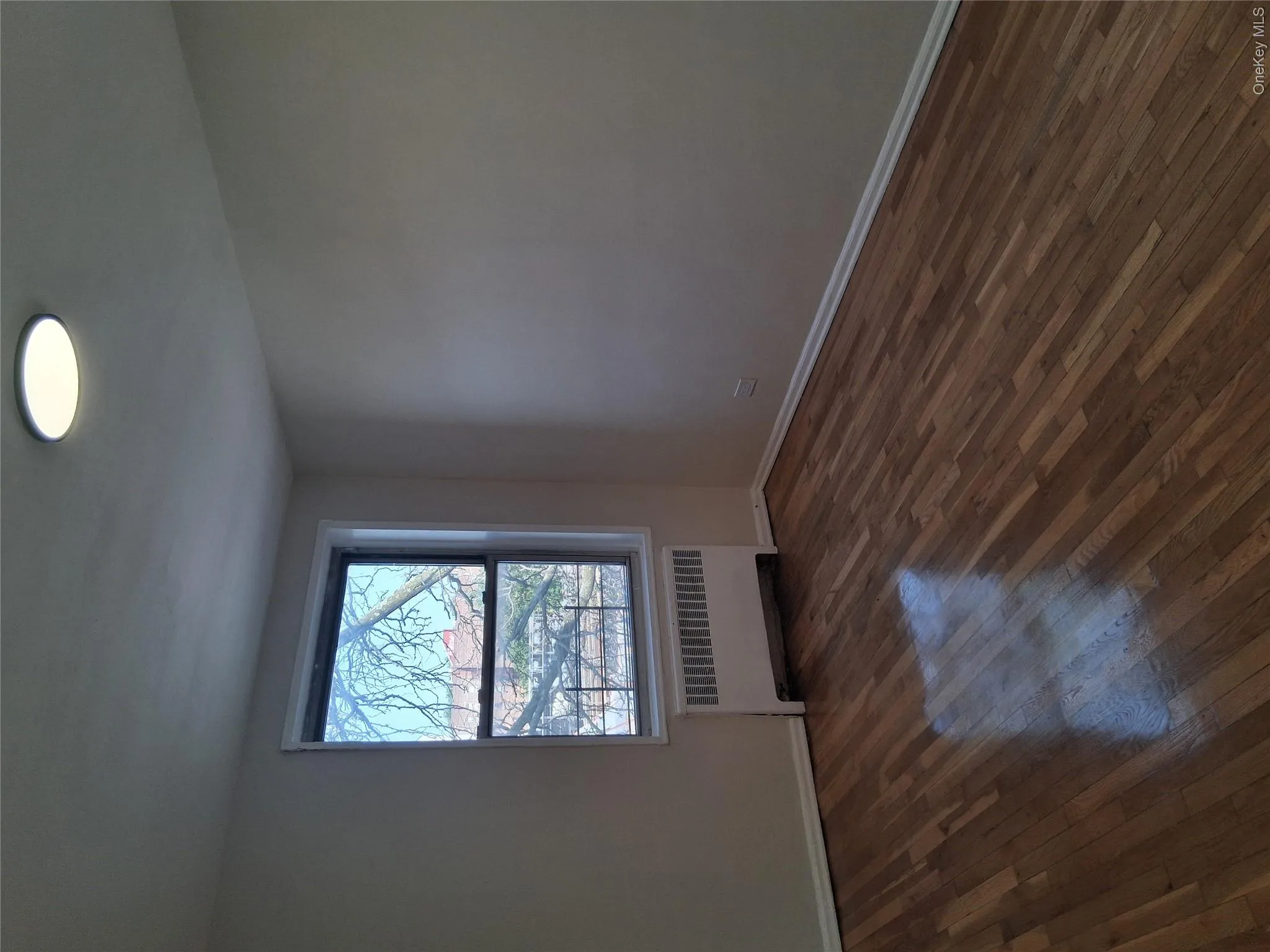 2235 CRUGER Avenue, New York, NY, 1 Bedroom Bedrooms, 3 Rooms Rooms,1 BathroomBathrooms,Residential,For Rent,CRUGER,0,1031494 2235 CRUGER Avenue, New York, NY, 1 Bedroom Bedrooms, 3 Rooms Rooms,1 BathroomBathrooms,Residential,For Rent,CRUGER,0,1031494