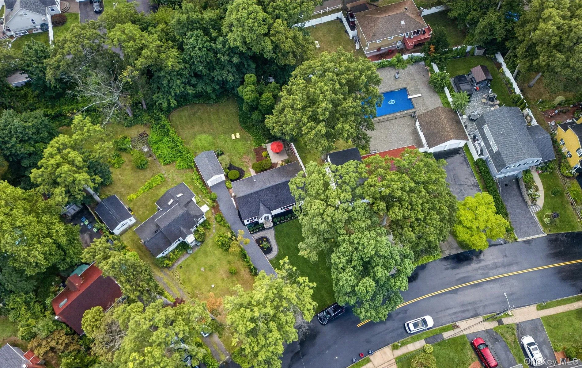 32 Horton Drive, Huntington, NY, 4 Bedrooms Bedrooms, 6 Rooms Rooms,2 BathroomsBathrooms,Residential,For Rent,Horton,0,1031497 32 Horton Drive, Huntington, NY, 4 Bedrooms Bedrooms, 6 Rooms Rooms,2 BathroomsBathrooms,Residential,For Rent,Horton,0,1031497