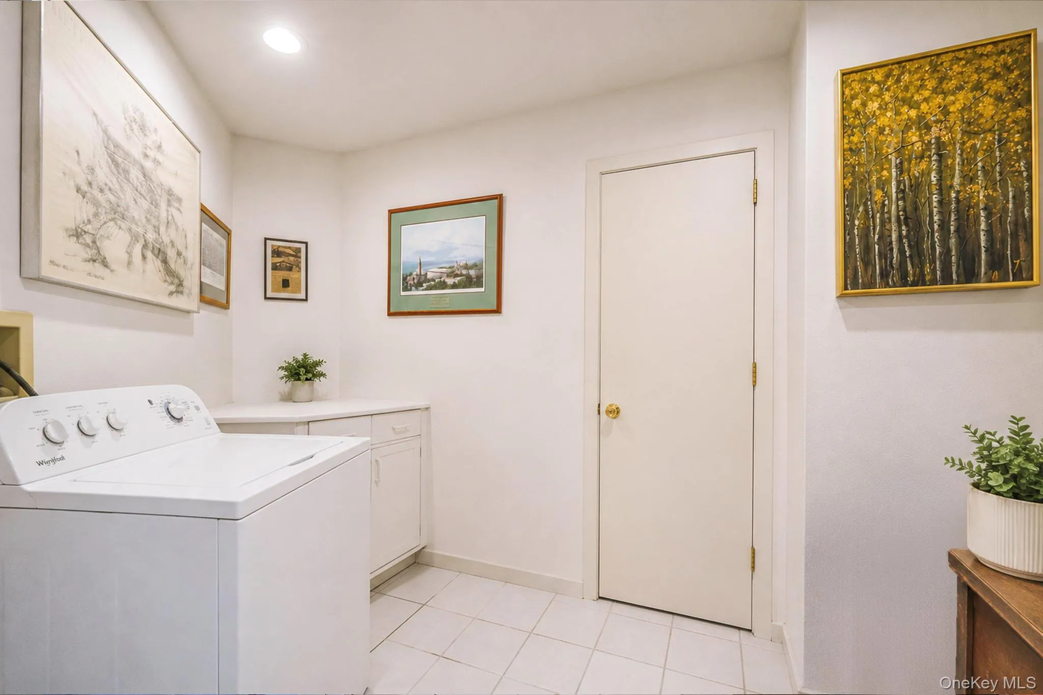 16 Joshuas Path, East Hampton, NY, 3 Bedrooms Bedrooms, 9 Rooms Rooms,2 BathroomsBathrooms,Residential,For Rent,Joshuas,0,1031499 16 Joshuas Path, East Hampton, NY, 3 Bedrooms Bedrooms, 9 Rooms Rooms,2 BathroomsBathrooms,Residential,For Rent,Joshuas,0,1031499