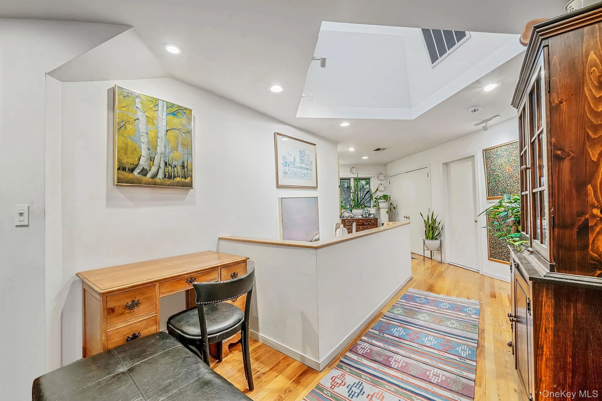 16 Joshuas Path, East Hampton, NY, 3 Bedrooms Bedrooms, 9 Rooms Rooms,2 BathroomsBathrooms,Residential,For Rent,Joshuas,0,1031499 16 Joshuas Path, East Hampton, NY, 3 Bedrooms Bedrooms, 9 Rooms Rooms,2 BathroomsBathrooms,Residential,For Rent,Joshuas,0,1031499