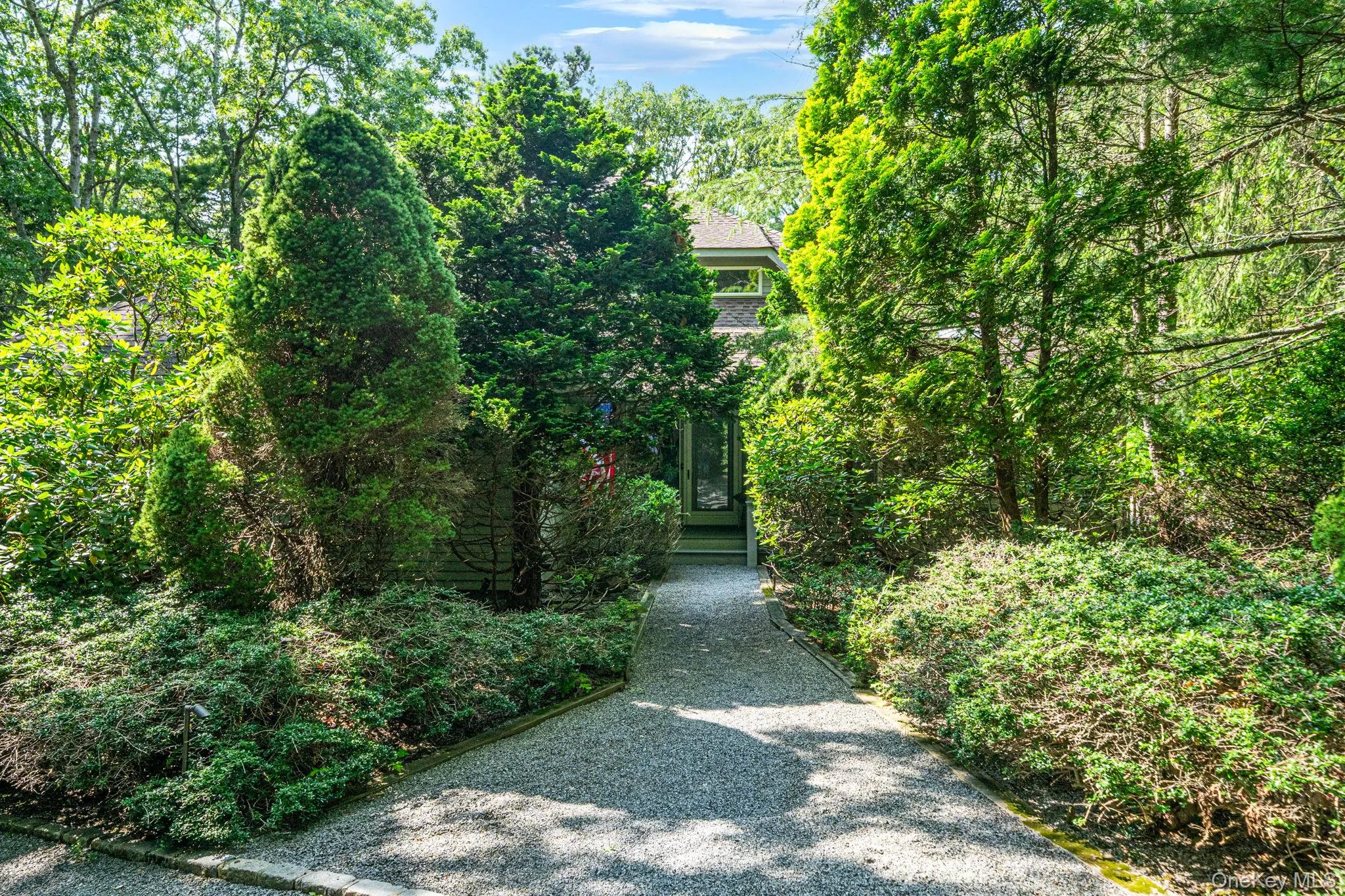 16 Joshuas Path, East Hampton, NY, 3 Bedrooms Bedrooms, 9 Rooms Rooms,2 BathroomsBathrooms,Residential,For Rent,Joshuas,0,1031499 16 Joshuas Path, East Hampton, NY, 3 Bedrooms Bedrooms, 9 Rooms Rooms,2 BathroomsBathrooms,Residential,For Rent,Joshuas,0,1031499