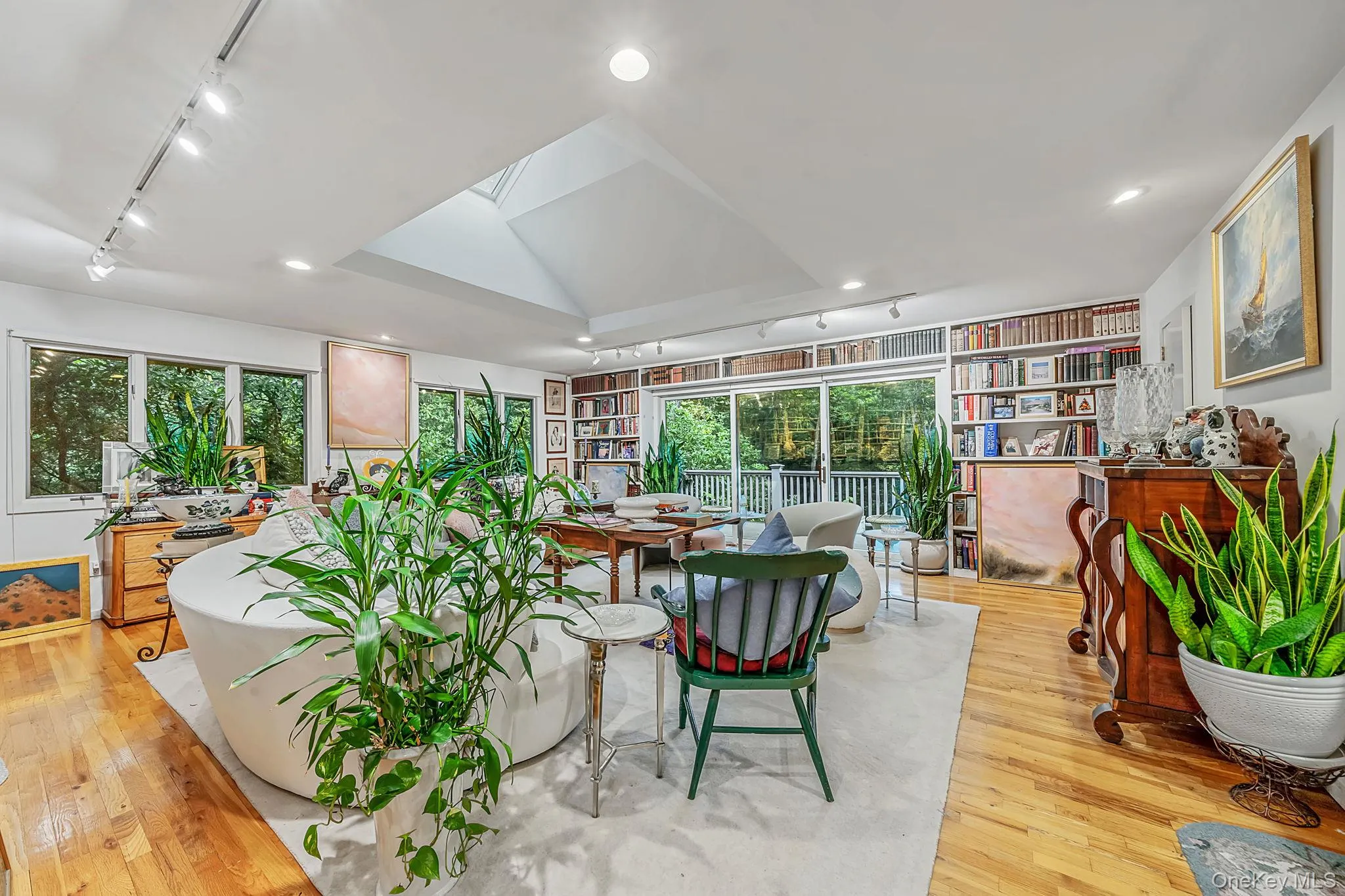 16 Joshuas Path, East Hampton, NY, 3 Bedrooms Bedrooms, 9 Rooms Rooms,2 BathroomsBathrooms,Residential,For Rent,Joshuas,0,1031499 16 Joshuas Path, East Hampton, NY, 3 Bedrooms Bedrooms, 9 Rooms Rooms,2 BathroomsBathrooms,Residential,For Rent,Joshuas,0,1031499