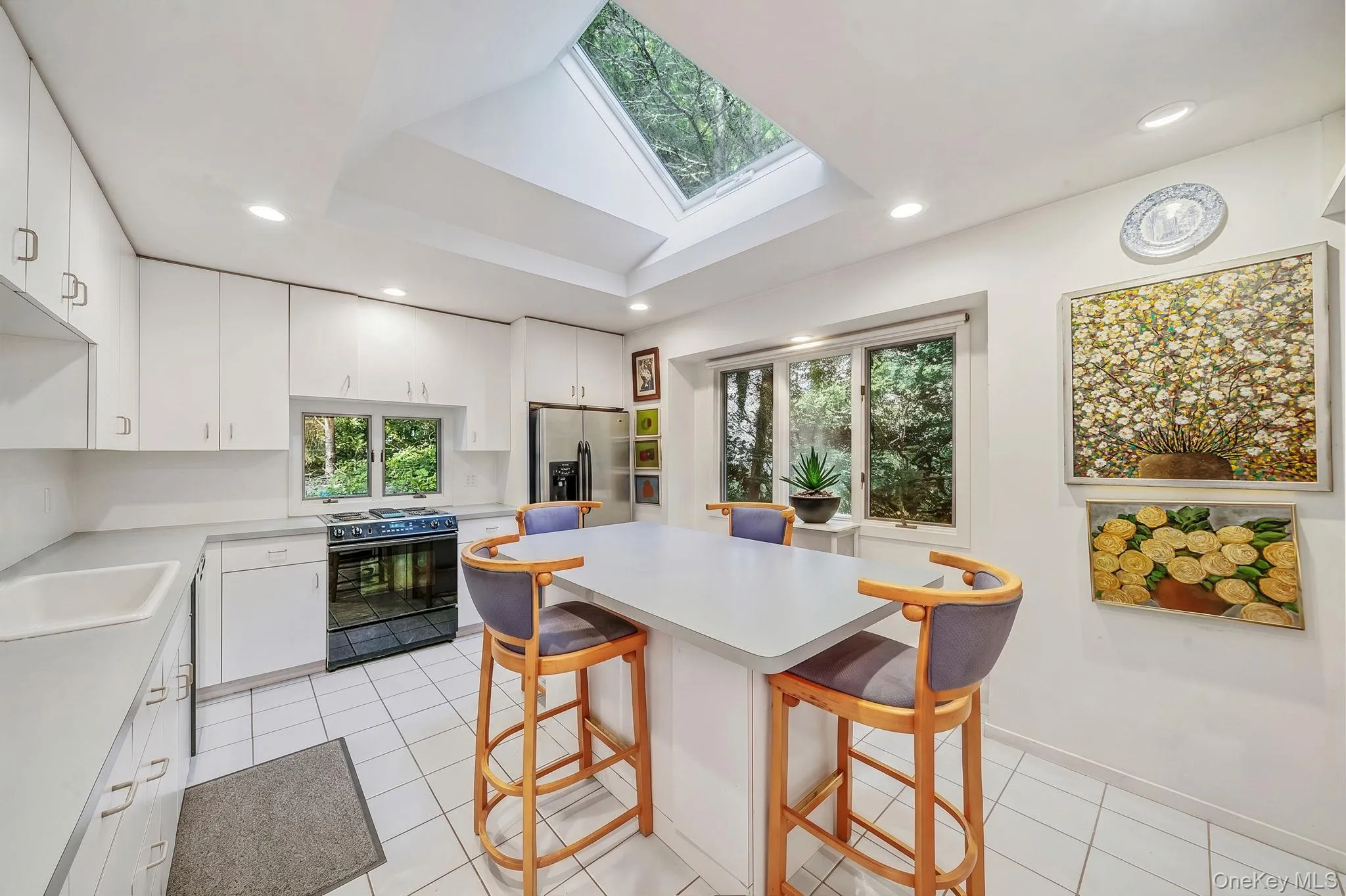 16 Joshuas Path, East Hampton, NY, 3 Bedrooms Bedrooms, 9 Rooms Rooms,2 BathroomsBathrooms,Residential,For Rent,Joshuas,0,1031499 16 Joshuas Path, East Hampton, NY, 3 Bedrooms Bedrooms, 9 Rooms Rooms,2 BathroomsBathrooms,Residential,For Rent,Joshuas,0,1031499