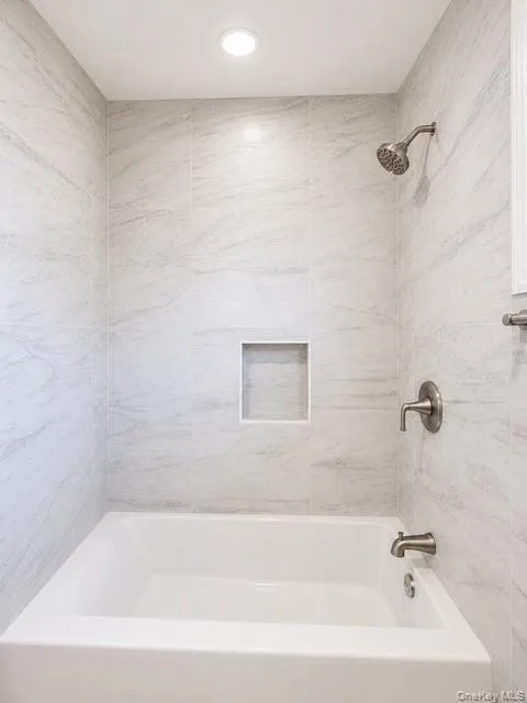 42 Marbourne Road, Oyster Bay, NY, 4 Bedrooms Bedrooms, 9 Rooms Rooms,3 BathroomsBathrooms,Residential,For Rent,Marbourne,0,1031500 42 Marbourne Road, Oyster Bay, NY, 4 Bedrooms Bedrooms, 9 Rooms Rooms,3 BathroomsBathrooms,Residential,For Rent,Marbourne,0,1031500