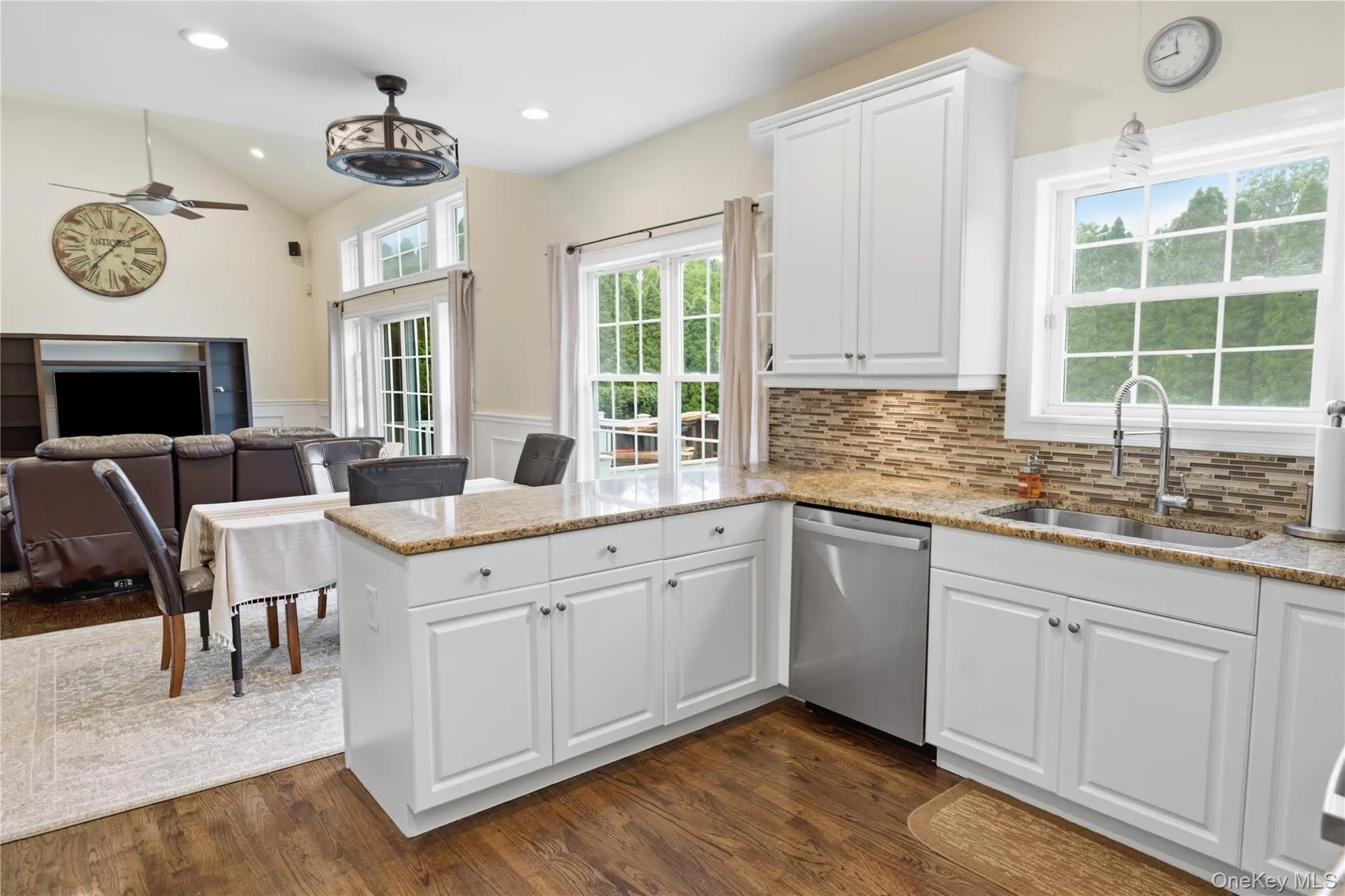 4 Wood Hollow Drive, Southampton, NY, 4 Bedrooms Bedrooms, 8 Rooms Rooms,2 BathroomsBathrooms,Residential,For Rent,Wood Hollow,0,1031502 4 Wood Hollow Drive, Southampton, NY, 4 Bedrooms Bedrooms, 8 Rooms Rooms,2 BathroomsBathrooms,Residential,For Rent,Wood Hollow,0,1031502