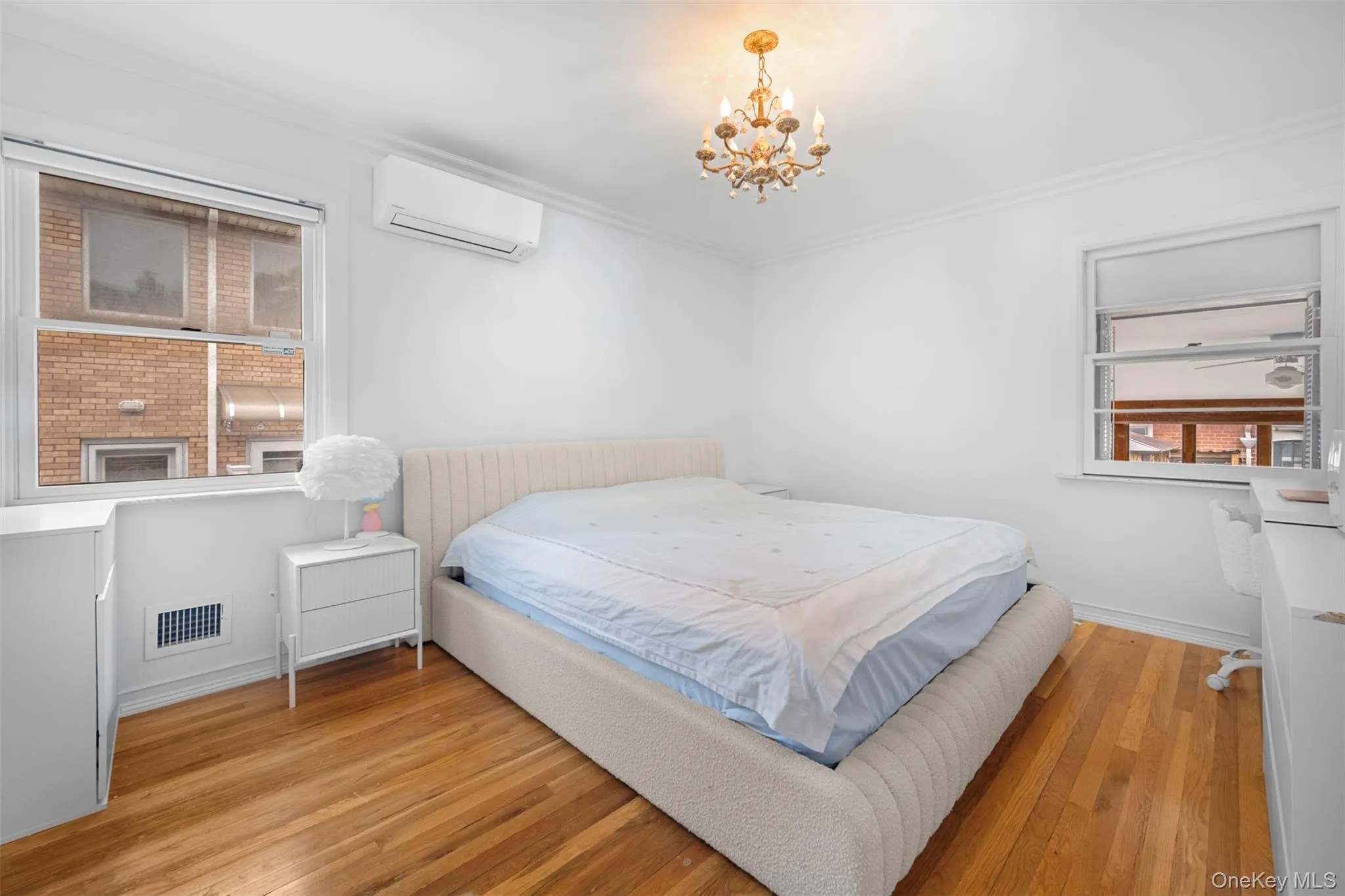 24420 73rd Avenue, New York, NY, 3 Bedrooms Bedrooms, 6 Rooms Rooms,3 BathroomsBathrooms,Residential,For Rent,73rd,0,1031510 24420 73rd Avenue, New York, NY, 3 Bedrooms Bedrooms, 6 Rooms Rooms,3 BathroomsBathrooms,Residential,For Rent,73rd,0,1031510
