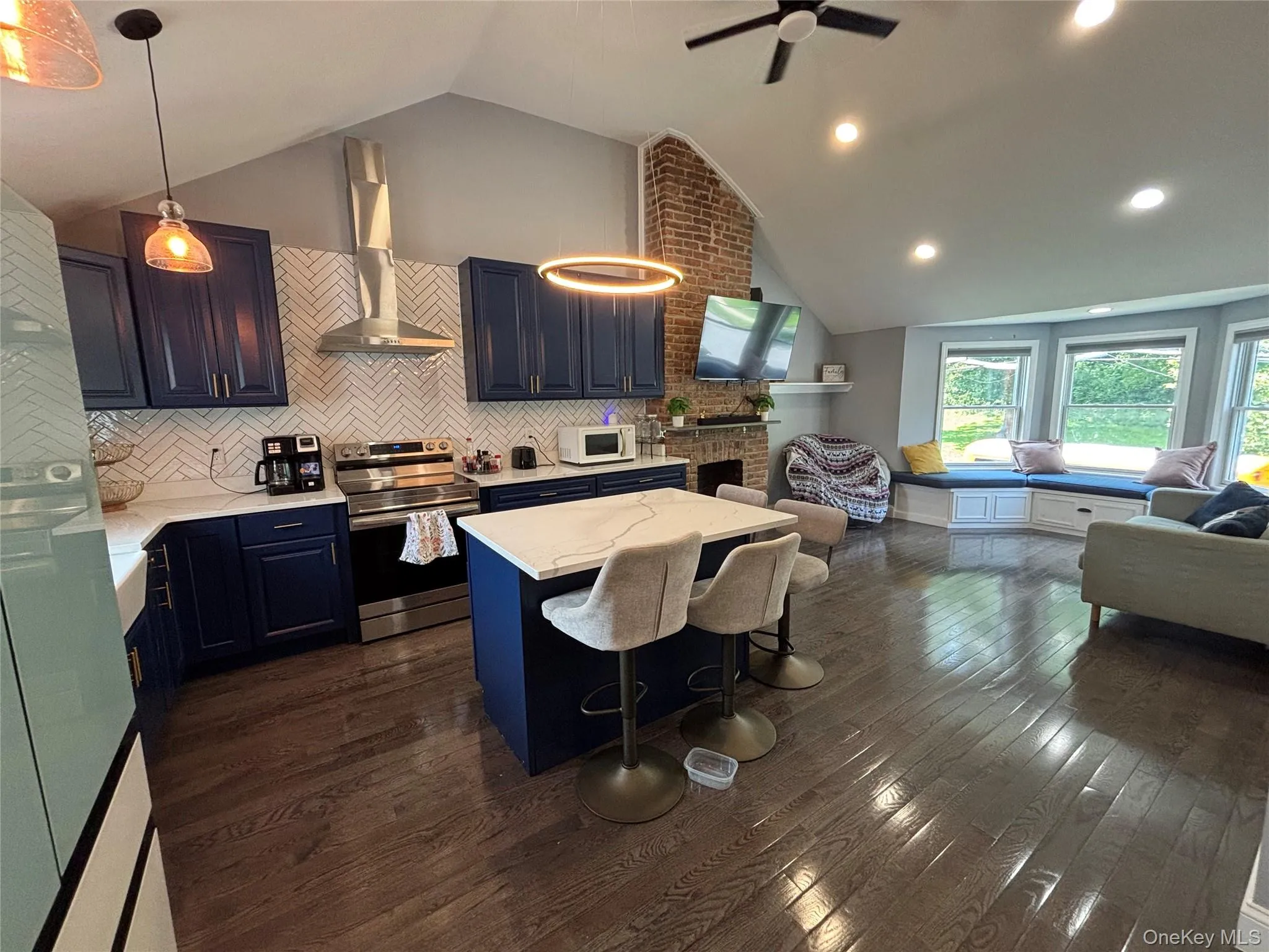 162 Dubois Street, Newburgh (city), NY, 2 Bedrooms Bedrooms, 4 Rooms Rooms,1 BathroomBathrooms,Residential Lease,For Rent,Dubois,0,1031514 162 Dubois Street, Newburgh (city), NY, 2 Bedrooms Bedrooms, 4 Rooms Rooms,1 BathroomBathrooms,Residential Lease,For Rent,Dubois,0,1031514