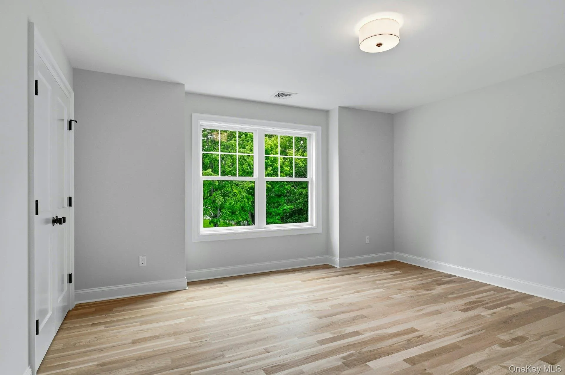 333 Concord Court, Huntington, NY, 5 Bedrooms Bedrooms, 8 Rooms Rooms,3 BathroomsBathrooms,Residential,For Rent,Concord,0,1031517 333 Concord Court, Huntington, NY, 5 Bedrooms Bedrooms, 8 Rooms Rooms,3 BathroomsBathrooms,Residential,For Rent,Concord,0,1031517
