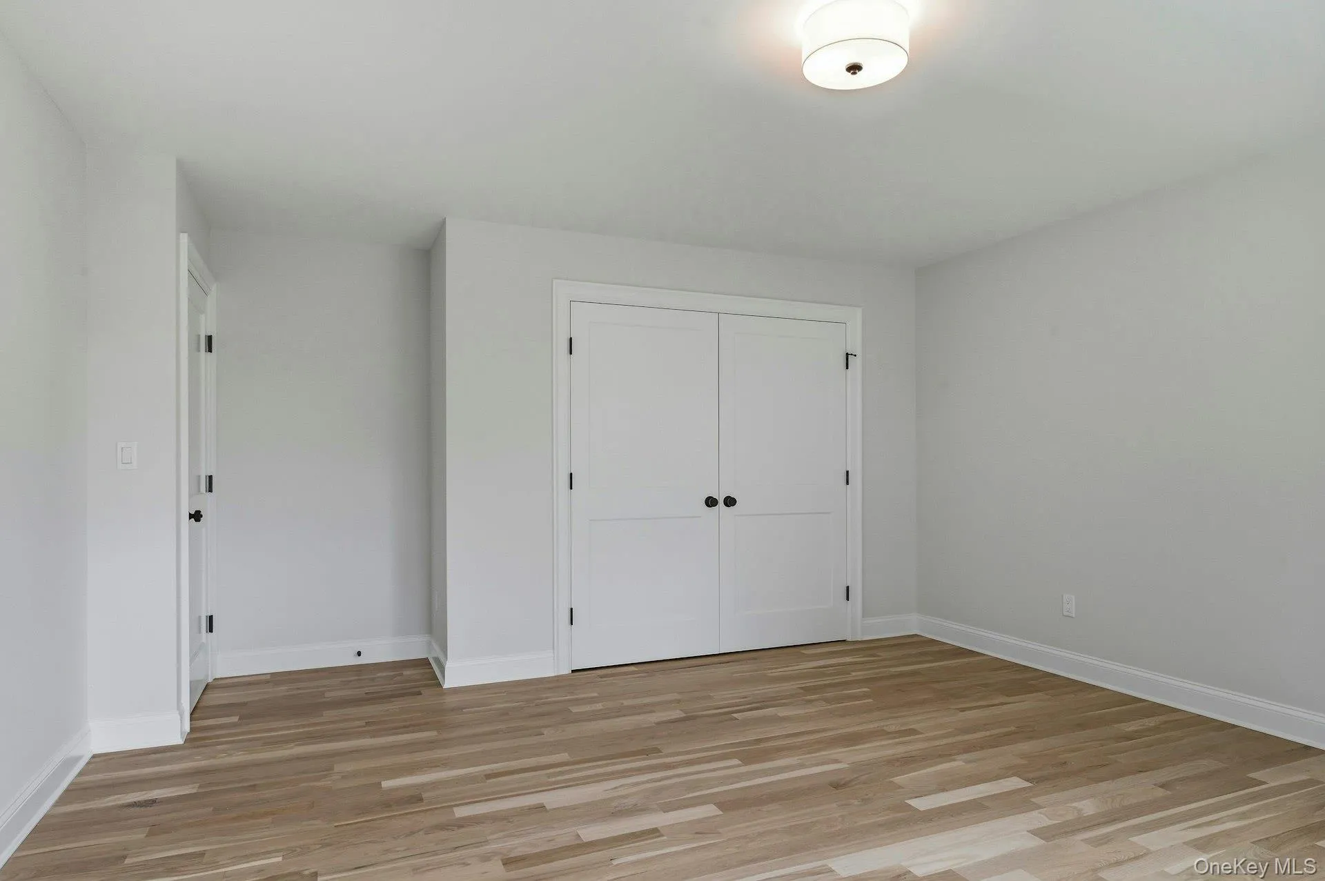 333 Concord Court, Huntington, NY, 5 Bedrooms Bedrooms, 8 Rooms Rooms,3 BathroomsBathrooms,Residential,For Rent,Concord,0,1031517 333 Concord Court, Huntington, NY, 5 Bedrooms Bedrooms, 8 Rooms Rooms,3 BathroomsBathrooms,Residential,For Rent,Concord,0,1031517