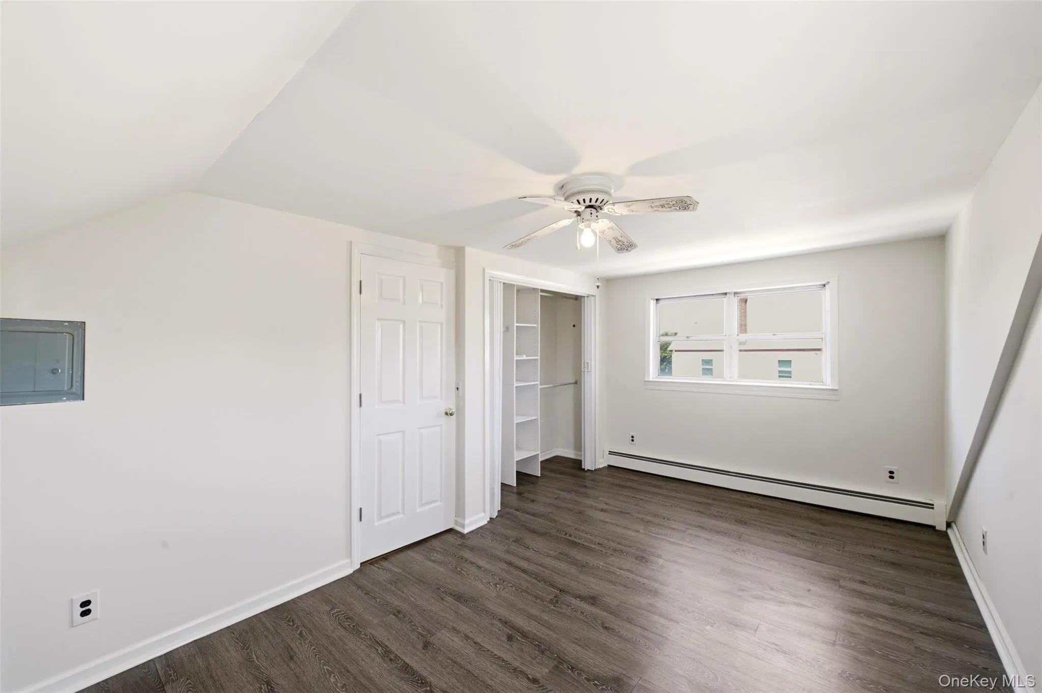 8 5th Street, Oyster Bay, NY, 3 Bedrooms Bedrooms, 6 Rooms Rooms,2 BathroomsBathrooms,Residential,For Rent,5th,0,1031519 8 5th Street, Oyster Bay, NY, 3 Bedrooms Bedrooms, 6 Rooms Rooms,2 BathroomsBathrooms,Residential,For Rent,5th,0,1031519