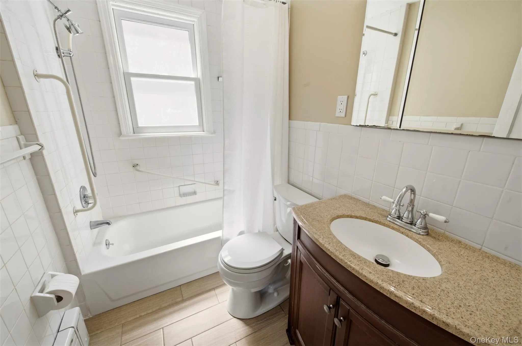 8 5th Street, Oyster Bay, NY, 3 Bedrooms Bedrooms, 6 Rooms Rooms,2 BathroomsBathrooms,Residential,For Rent,5th,0,1031519 8 5th Street, Oyster Bay, NY, 3 Bedrooms Bedrooms, 6 Rooms Rooms,2 BathroomsBathrooms,Residential,For Rent,5th,0,1031519