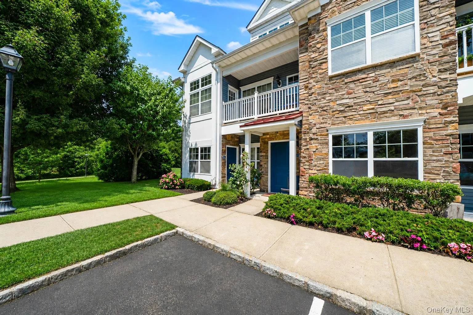 93 Millie Court, Brookhaven, NY, 2 Bedrooms Bedrooms, 5 Rooms Rooms,2 BathroomsBathrooms,Residential,For Rent,Millie,0,1031521 93 Millie Court, Brookhaven, NY, 2 Bedrooms Bedrooms, 5 Rooms Rooms,2 BathroomsBathrooms,Residential,For Rent,Millie,0,1031521