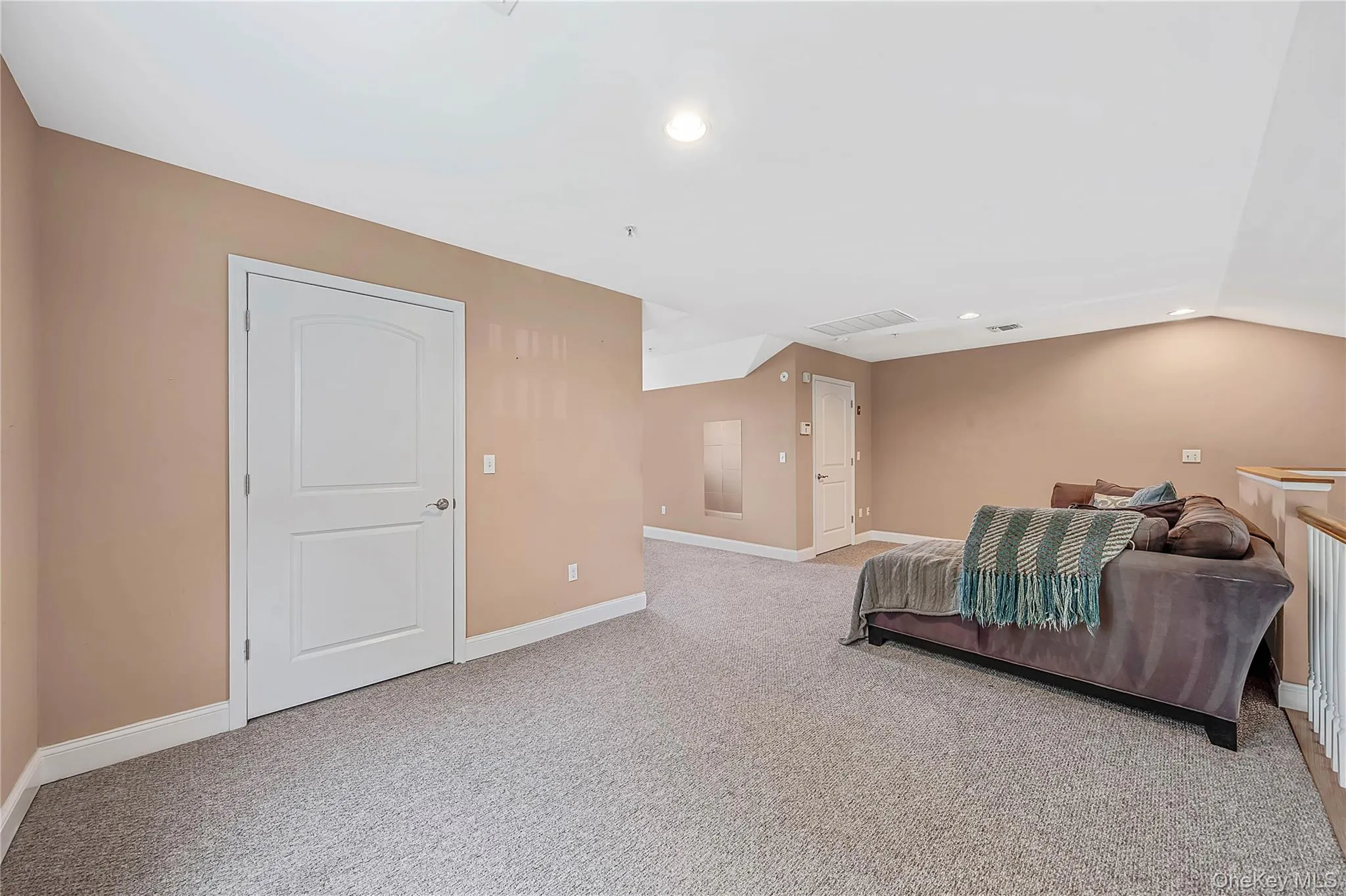 93 Millie Court, Brookhaven, NY, 2 Bedrooms Bedrooms, 5 Rooms Rooms,2 BathroomsBathrooms,Residential,For Rent,Millie,0,1031521 93 Millie Court, Brookhaven, NY, 2 Bedrooms Bedrooms, 5 Rooms Rooms,2 BathroomsBathrooms,Residential,For Rent,Millie,0,1031521