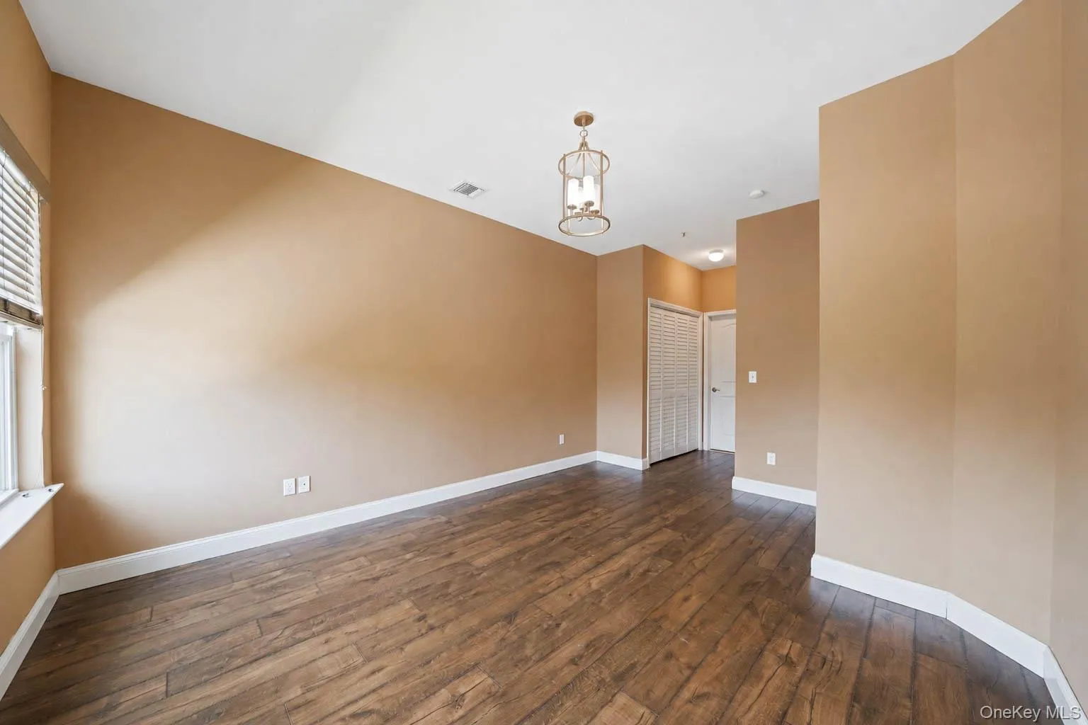 93 Millie Court, Brookhaven, NY, 2 Bedrooms Bedrooms, 5 Rooms Rooms,2 BathroomsBathrooms,Residential,For Rent,Millie,0,1031521 93 Millie Court, Brookhaven, NY, 2 Bedrooms Bedrooms, 5 Rooms Rooms,2 BathroomsBathrooms,Residential,For Rent,Millie,0,1031521