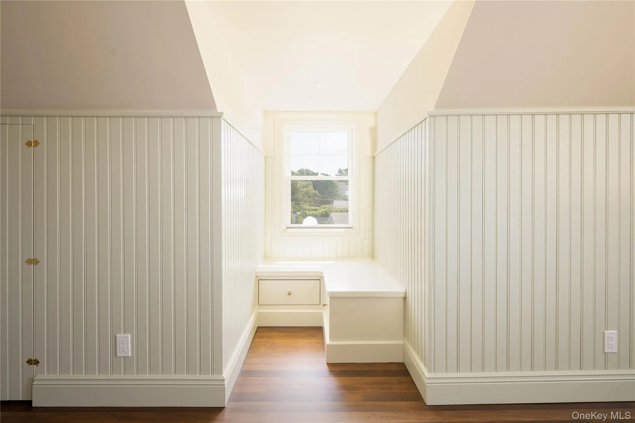 605 Cedar Drive, Southold, NY, 5 Bedrooms Bedrooms, 11 Rooms Rooms,3 BathroomsBathrooms,Residential,For Rent,Cedar,0,1031524 605 Cedar Drive, Southold, NY, 5 Bedrooms Bedrooms, 11 Rooms Rooms,3 BathroomsBathrooms,Residential,For Rent,Cedar,0,1031524