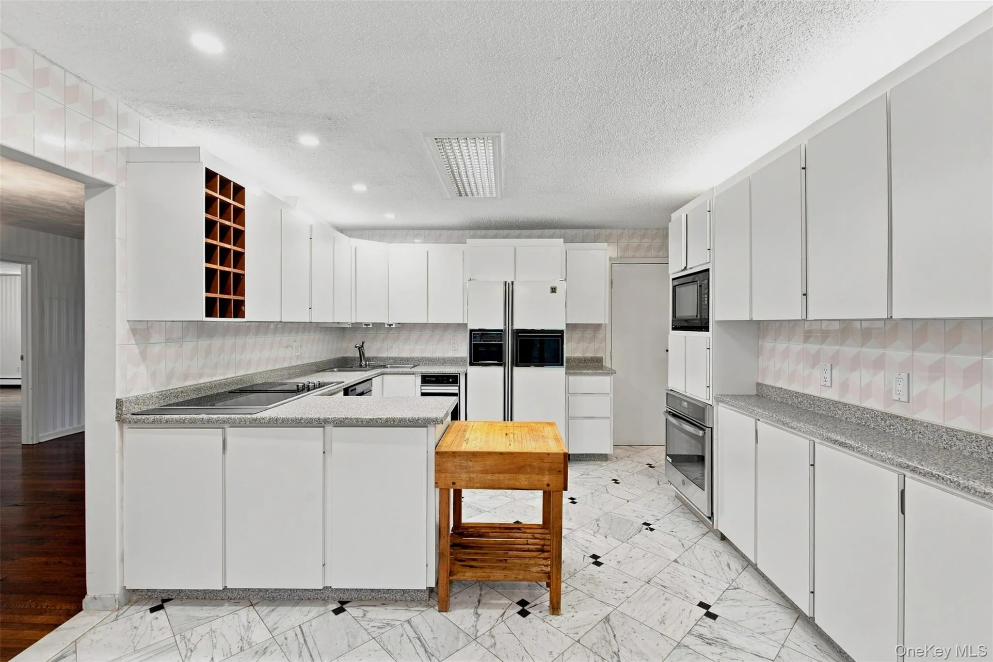 11 Hillside Court, Ramapo, NY, 5 Bedrooms Bedrooms, 10 Rooms Rooms,2 BathroomsBathrooms,Residential,For Rent,Hillside,0,1031525 11 Hillside Court, Ramapo, NY, 5 Bedrooms Bedrooms, 10 Rooms Rooms,2 BathroomsBathrooms,Residential,For Rent,Hillside,0,1031525