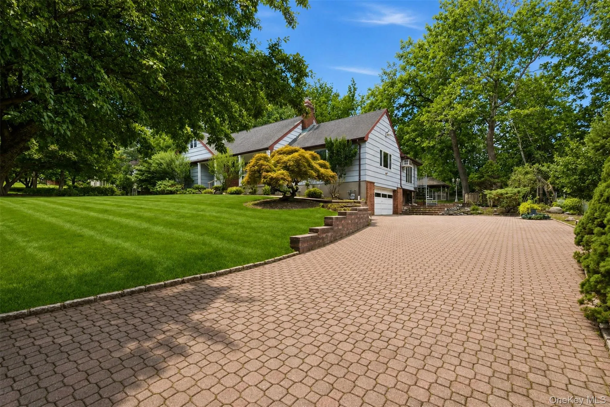 11 Hillside Court, Ramapo, NY, 5 Bedrooms Bedrooms, 10 Rooms Rooms,2 BathroomsBathrooms,Residential,For Rent,Hillside,0,1031525 11 Hillside Court, Ramapo, NY, 5 Bedrooms Bedrooms, 10 Rooms Rooms,2 BathroomsBathrooms,Residential,For Rent,Hillside,0,1031525