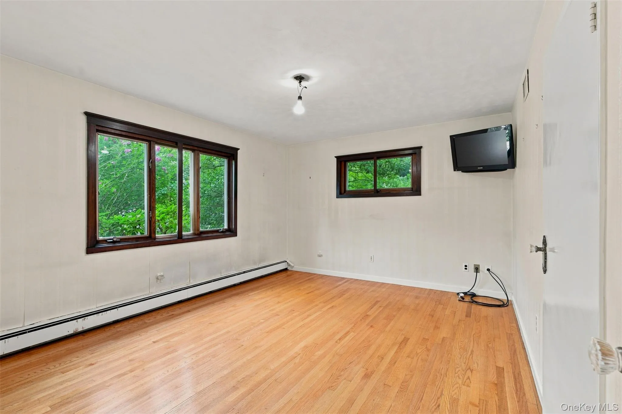 11 Hillside Court, Ramapo, NY, 5 Bedrooms Bedrooms, 10 Rooms Rooms,2 BathroomsBathrooms,Residential,For Rent,Hillside,0,1031525 11 Hillside Court, Ramapo, NY, 5 Bedrooms Bedrooms, 10 Rooms Rooms,2 BathroomsBathrooms,Residential,For Rent,Hillside,0,1031525
