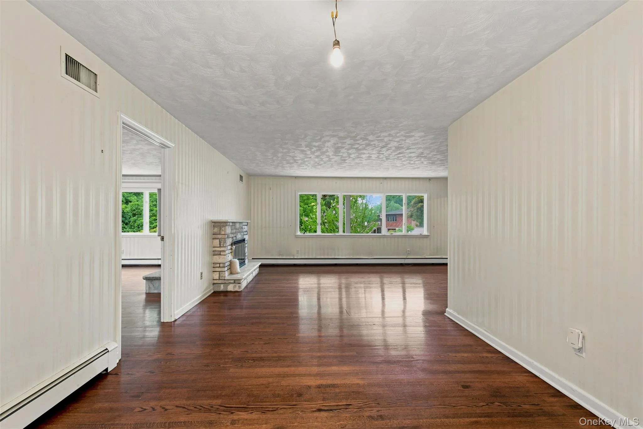 11 Hillside Court, Ramapo, NY, 5 Bedrooms Bedrooms, 10 Rooms Rooms,2 BathroomsBathrooms,Residential,For Rent,Hillside,0,1031525 11 Hillside Court, Ramapo, NY, 5 Bedrooms Bedrooms, 10 Rooms Rooms,2 BathroomsBathrooms,Residential,For Rent,Hillside,0,1031525