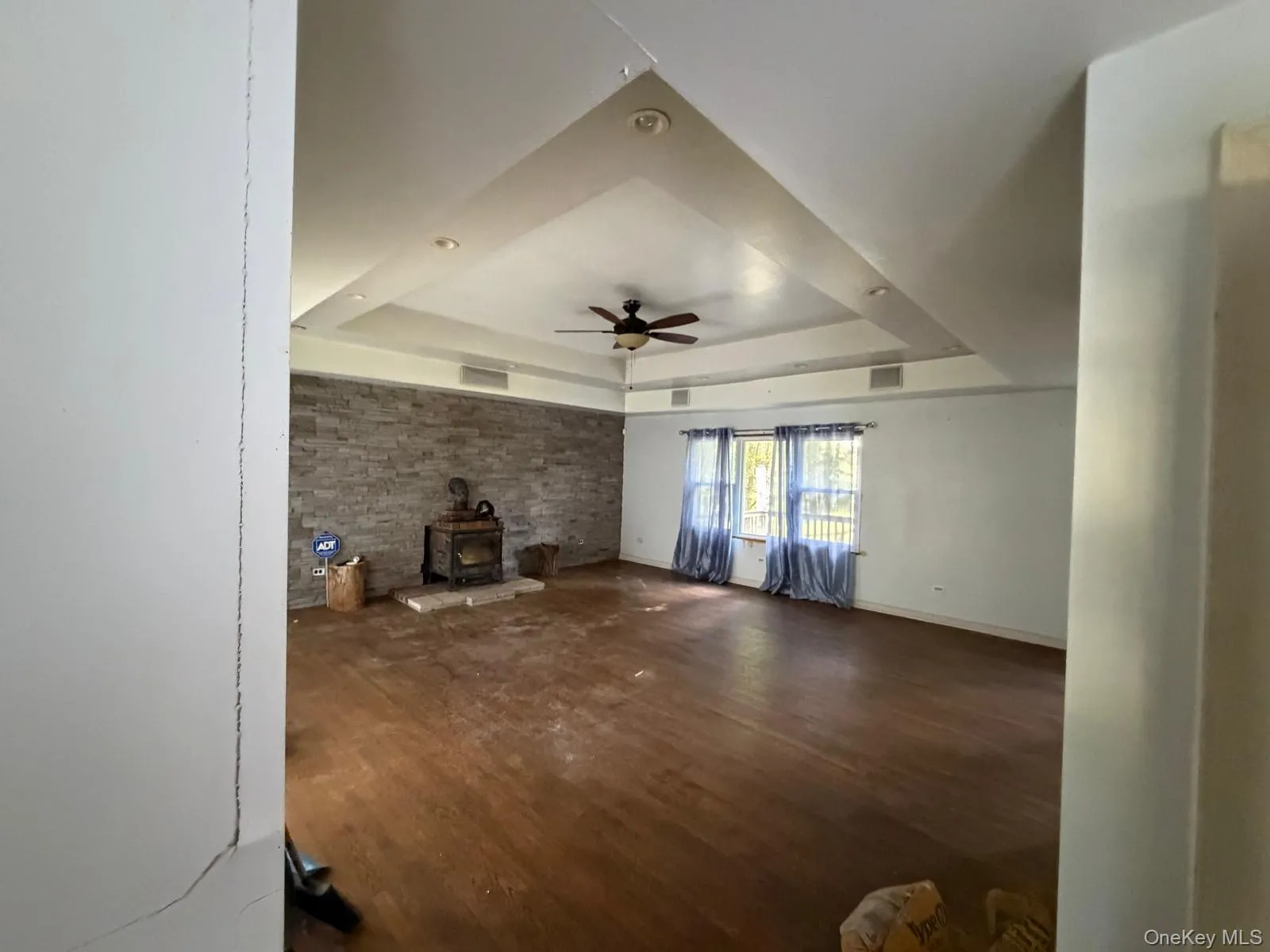 372 Lt Brender Hwy, Liberty, NY, 3 Bedrooms Bedrooms, 7 Rooms Rooms,1 BathroomBathrooms,Residential,For Rent,Lt Brender Hwy,0,1031529 372 Lt Brender Hwy, Liberty, NY, 3 Bedrooms Bedrooms, 7 Rooms Rooms,1 BathroomBathrooms,Residential,For Rent,Lt Brender Hwy,0,1031529