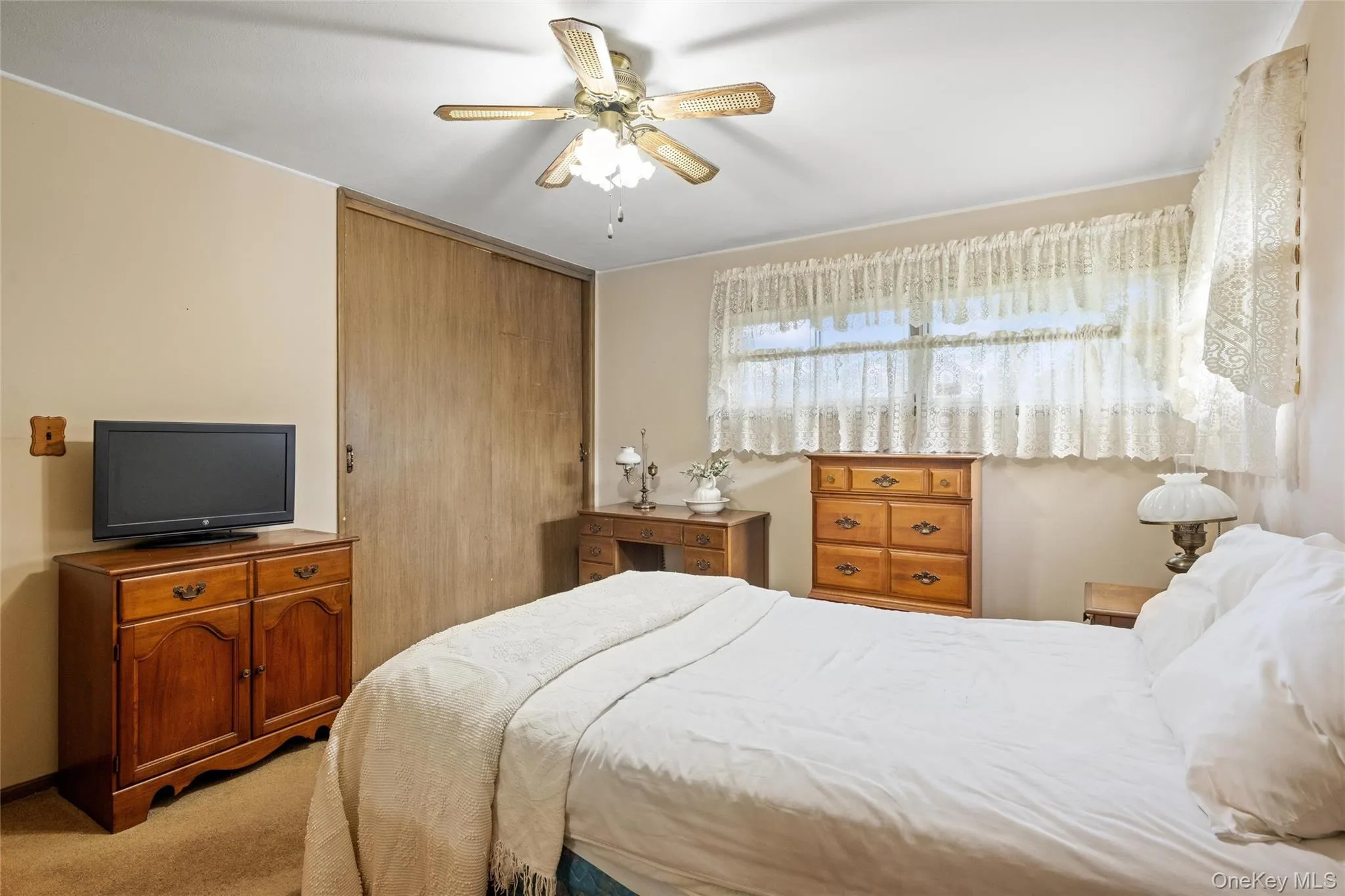 53 Berkshire Road, Oyster Bay, NY, 3 Bedrooms Bedrooms, 6 Rooms Rooms,1 BathroomBathrooms,Residential,For Rent,Berkshire,0,1031534 53 Berkshire Road, Oyster Bay, NY, 3 Bedrooms Bedrooms, 6 Rooms Rooms,1 BathroomBathrooms,Residential,For Rent,Berkshire,0,1031534