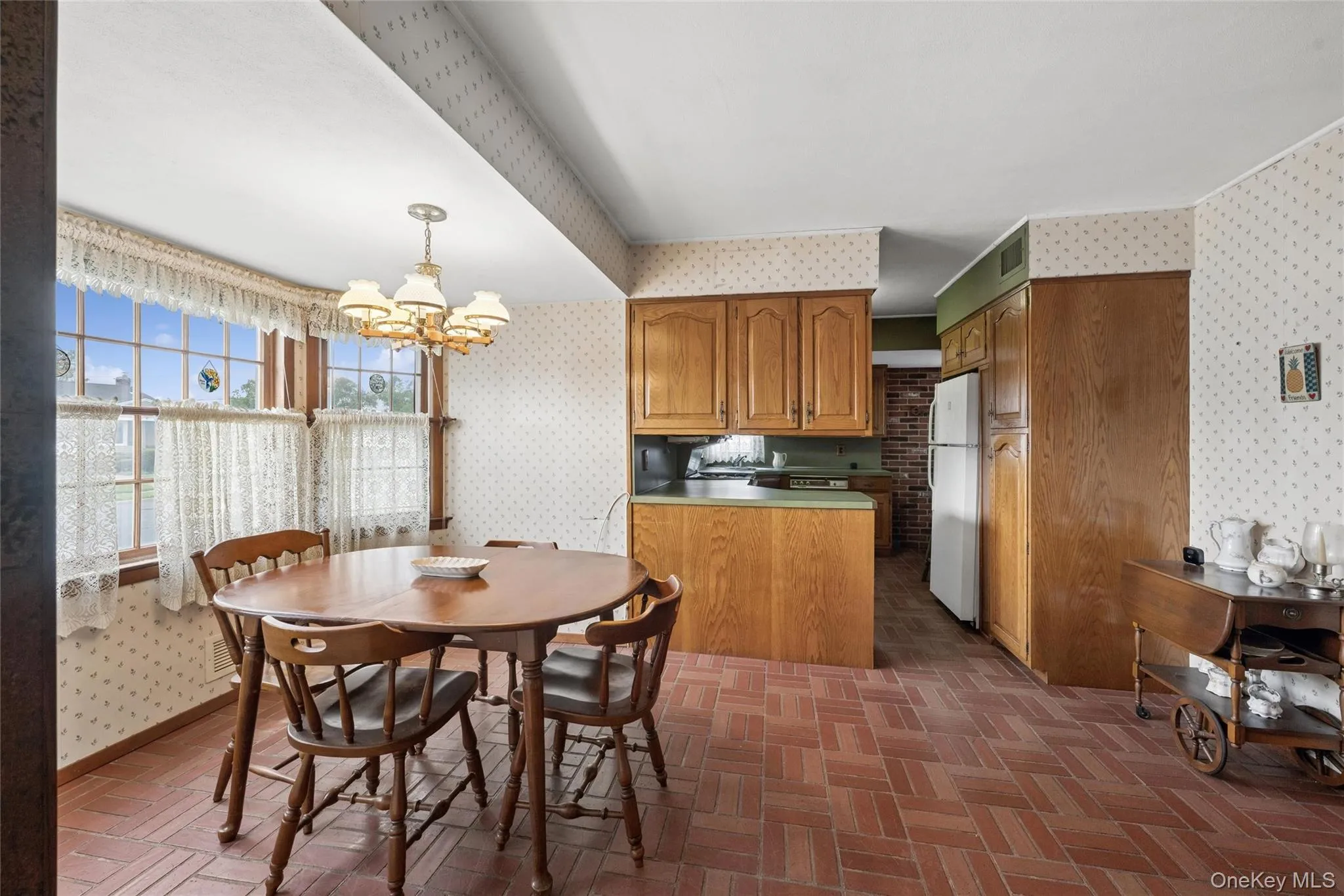 53 Berkshire Road, Oyster Bay, NY, 3 Bedrooms Bedrooms, 6 Rooms Rooms,1 BathroomBathrooms,Residential,For Rent,Berkshire,0,1031534 53 Berkshire Road, Oyster Bay, NY, 3 Bedrooms Bedrooms, 6 Rooms Rooms,1 BathroomBathrooms,Residential,For Rent,Berkshire,0,1031534