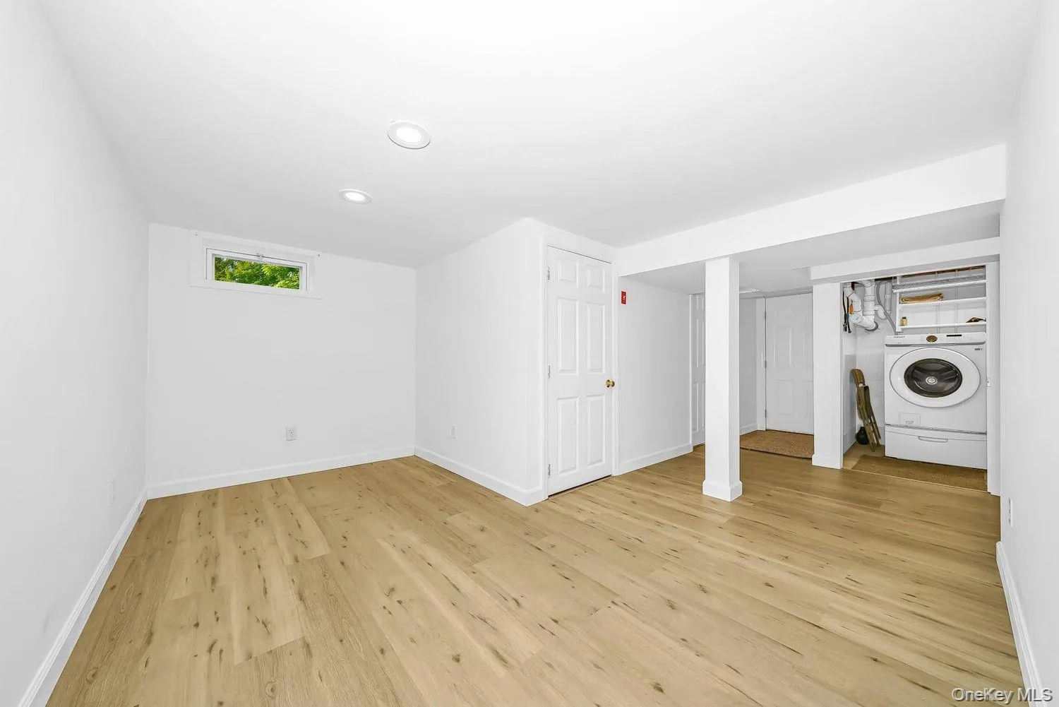 60 Hubbard Avenue, Riverhead, NY, 3 Bedrooms Bedrooms, 8 Rooms Rooms,2 BathroomsBathrooms,Residential,For Rent,Hubbard,0,1031536 60 Hubbard Avenue, Riverhead, NY, 3 Bedrooms Bedrooms, 8 Rooms Rooms,2 BathroomsBathrooms,Residential,For Rent,Hubbard,0,1031536