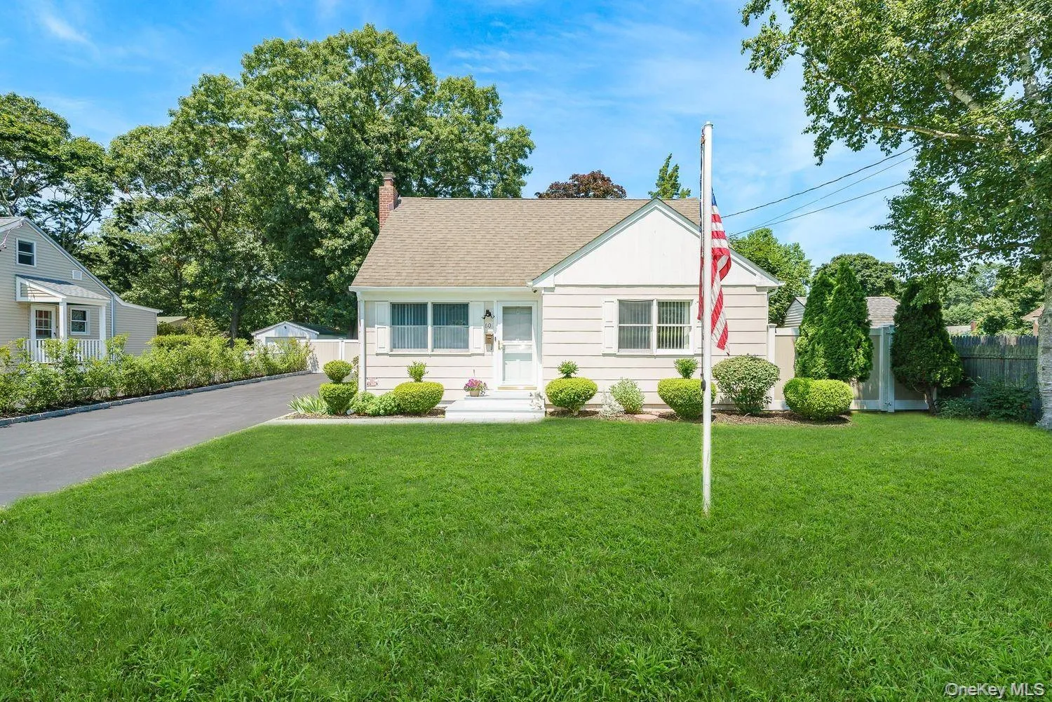 60 Hubbard Avenue, Riverhead, NY, 3 Bedrooms Bedrooms, 8 Rooms Rooms,2 BathroomsBathrooms,Residential,For Rent,Hubbard,0,1031536 60 Hubbard Avenue, Riverhead, NY, 3 Bedrooms Bedrooms, 8 Rooms Rooms,2 BathroomsBathrooms,Residential,For Rent,Hubbard,0,1031536